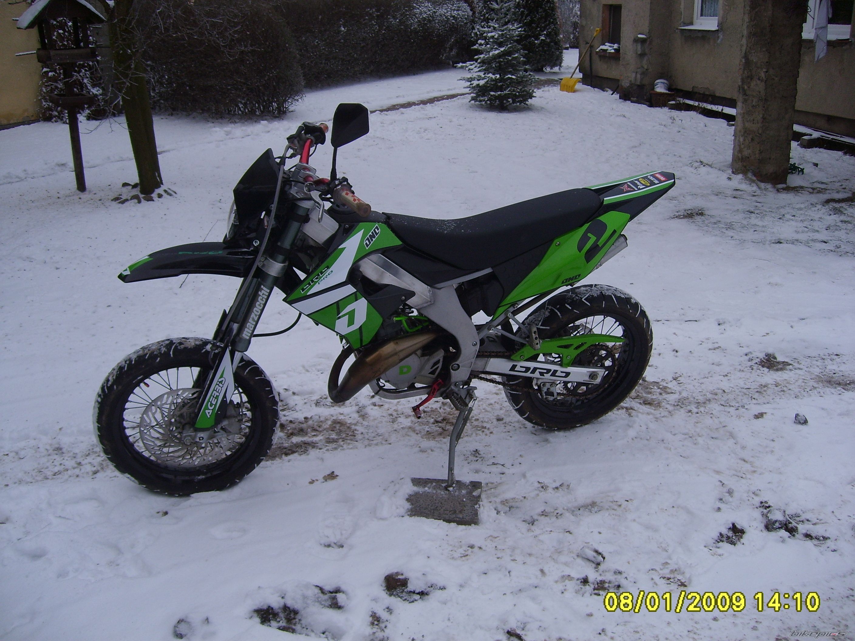Photo 1533637