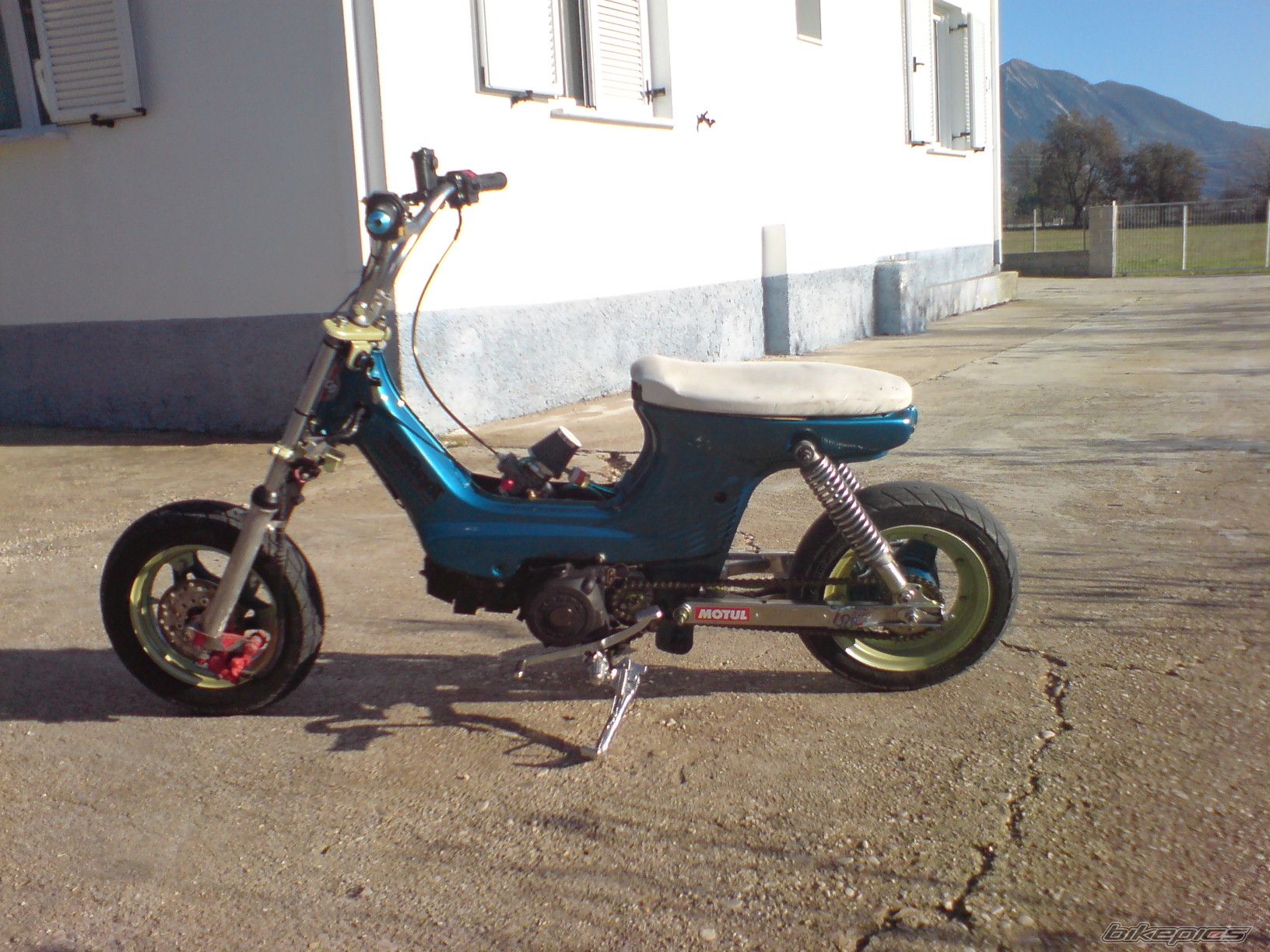 Photo 1533665