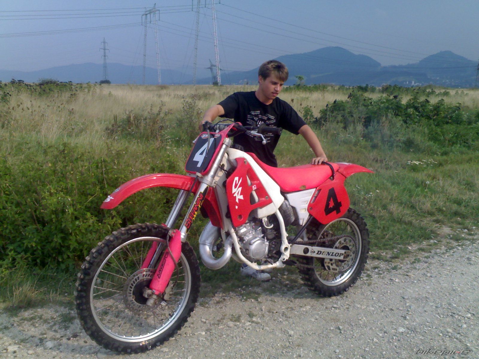Photo 1533761