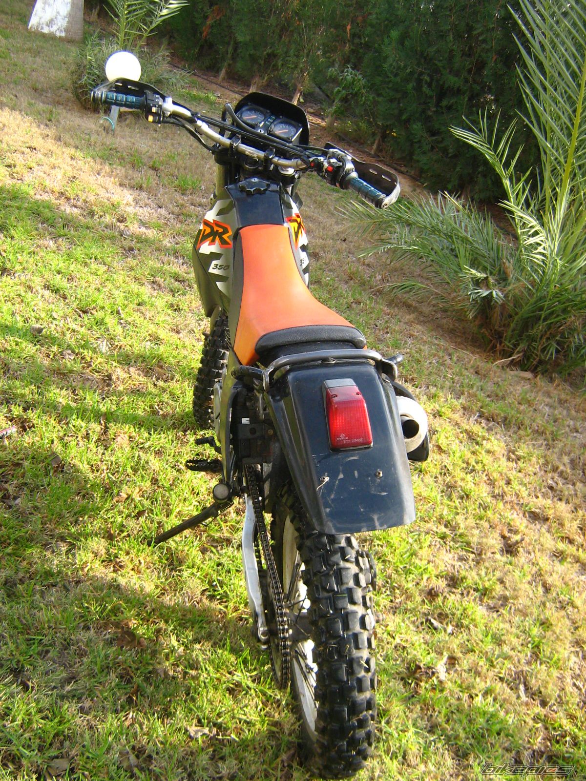 Photo 1533786