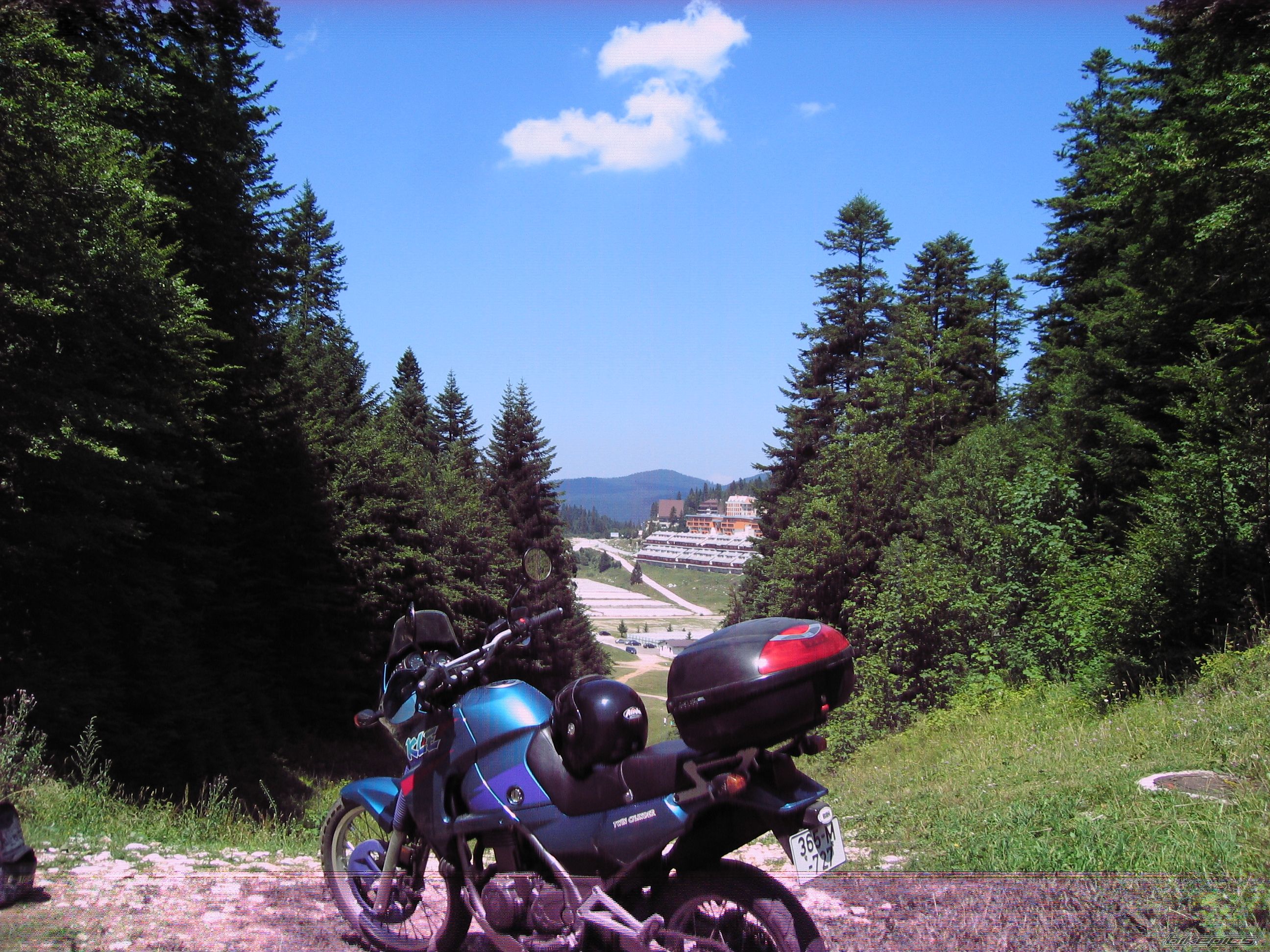 Photo 1534182