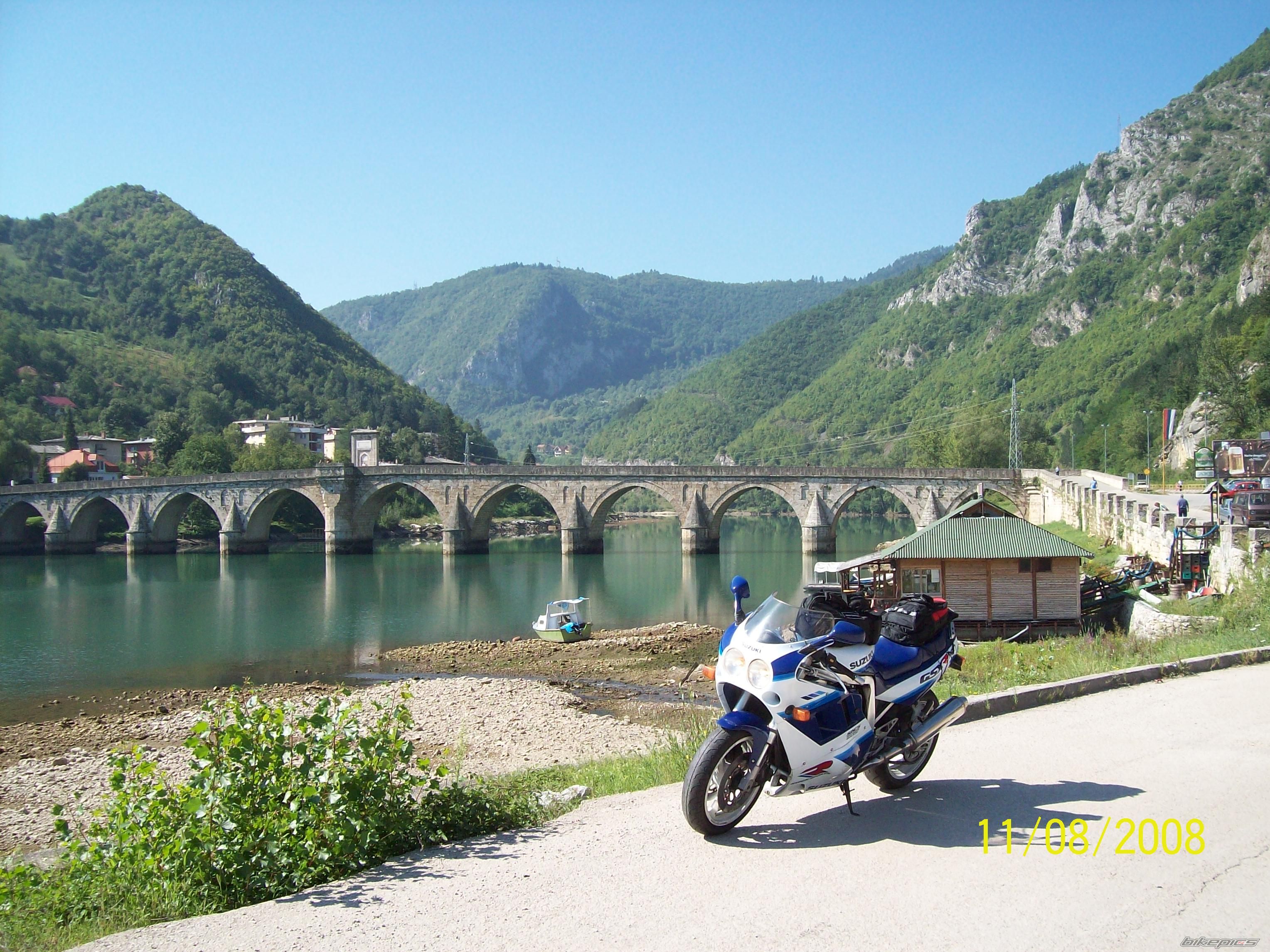 Photo 1534323