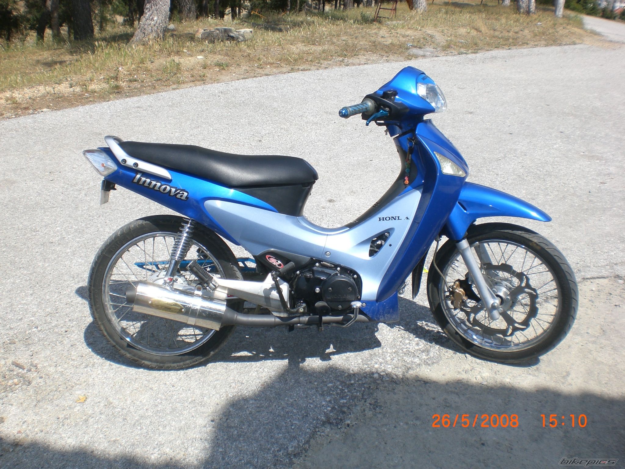 Photo 1534698