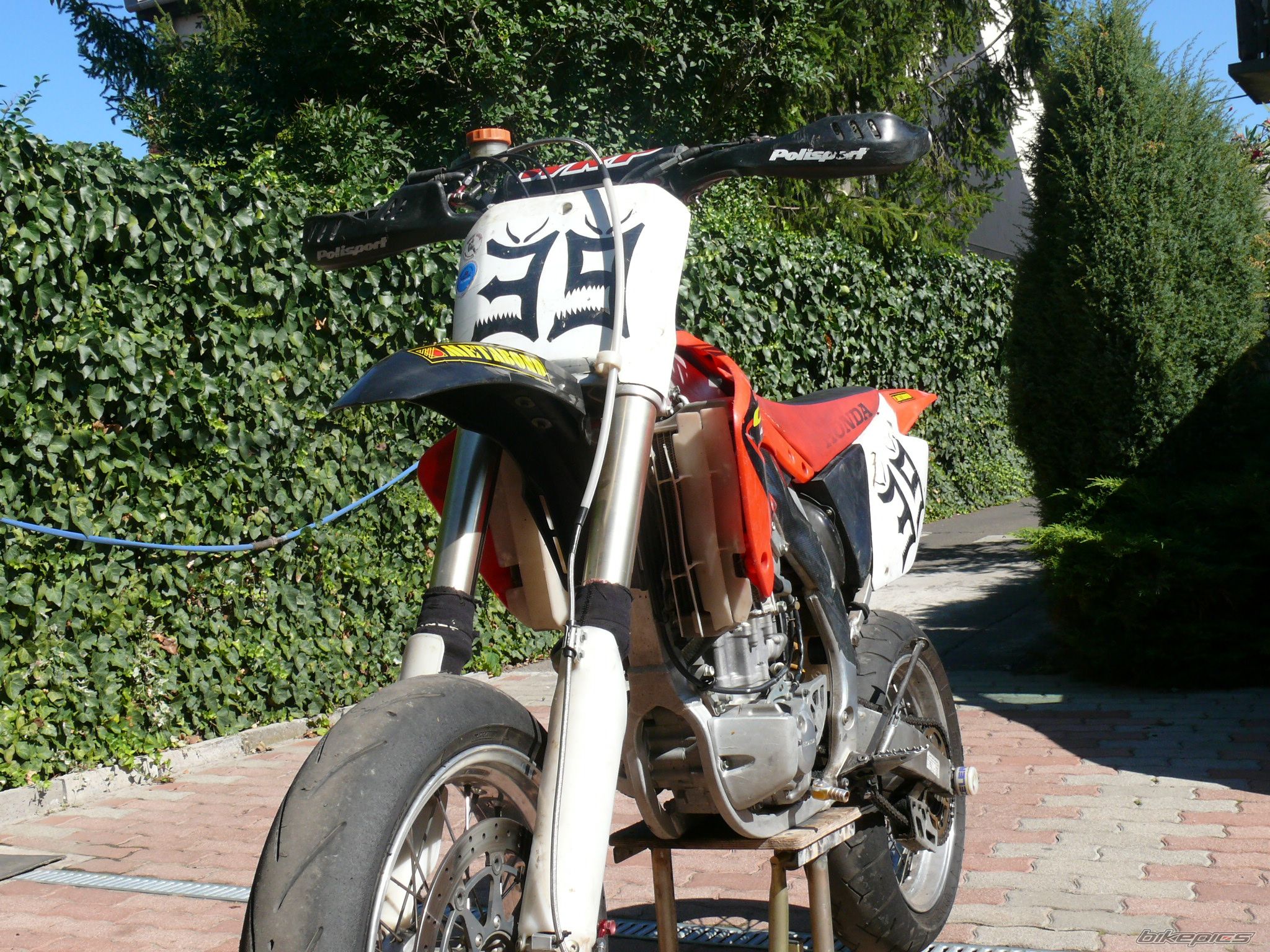 Photo 1534795