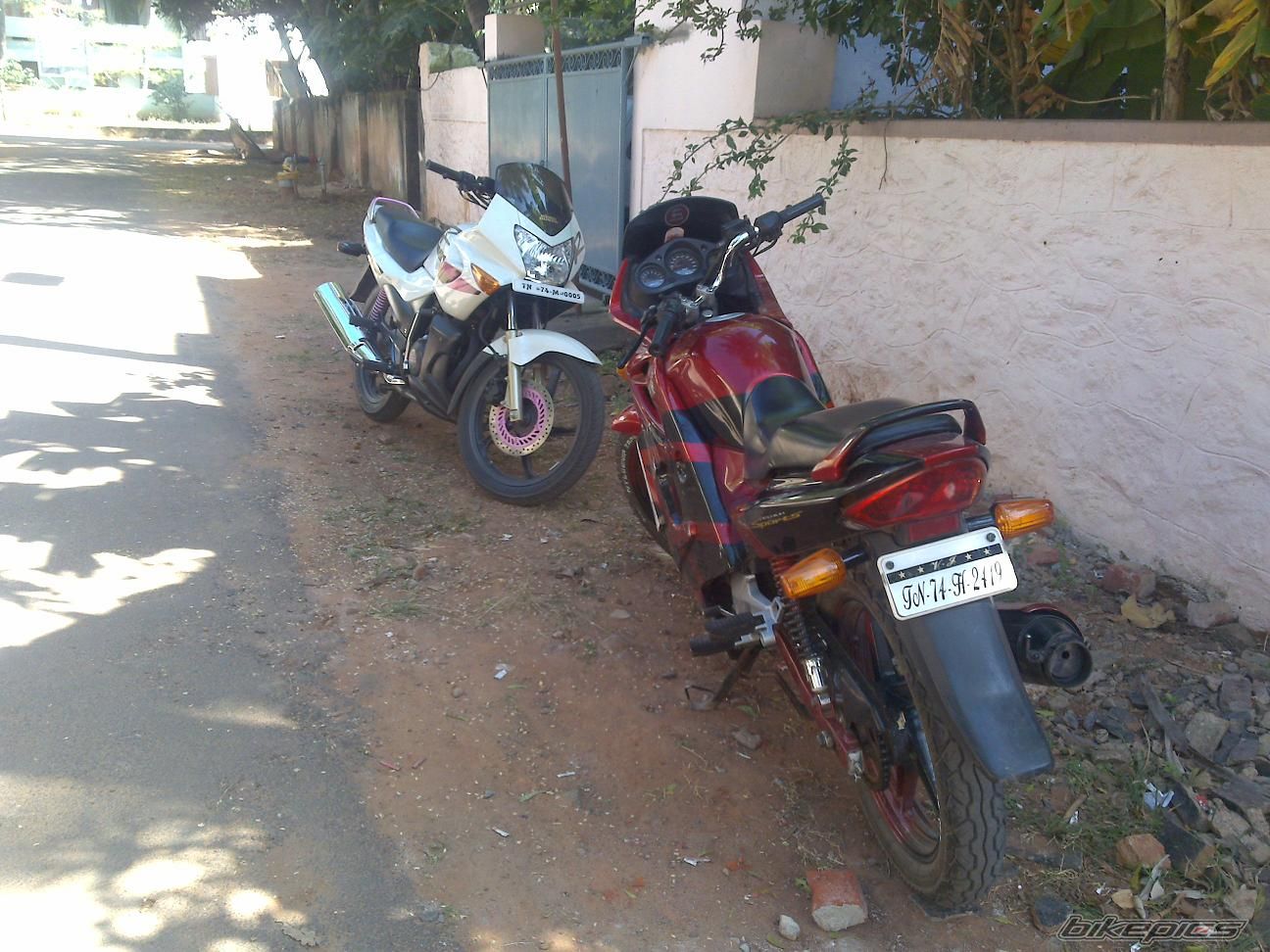 Photo 1534889