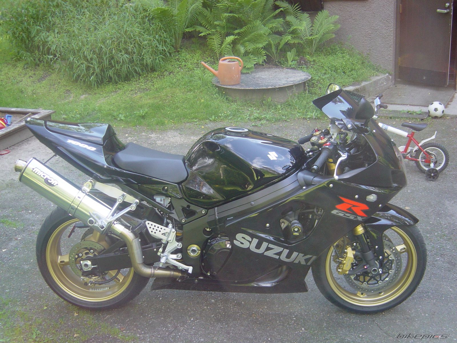 Photo 1534914