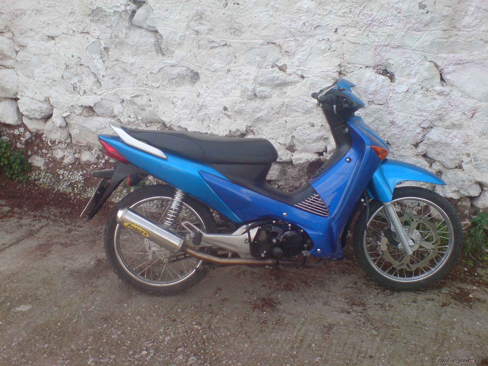 Photo 1534958