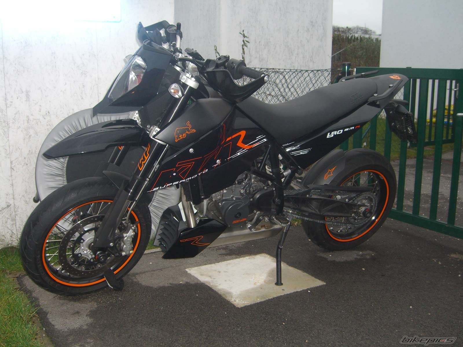 Photo 1534976