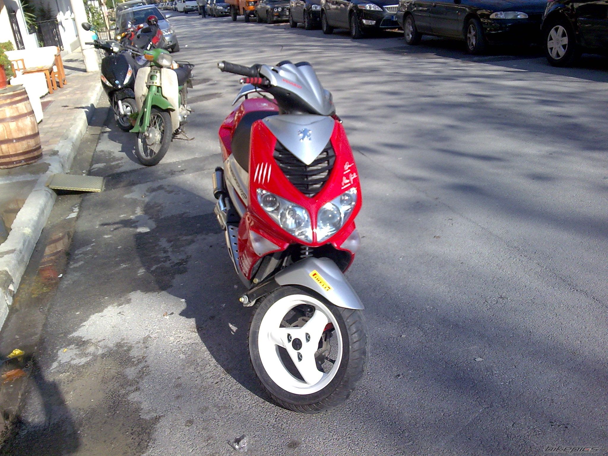 Photo 1535102