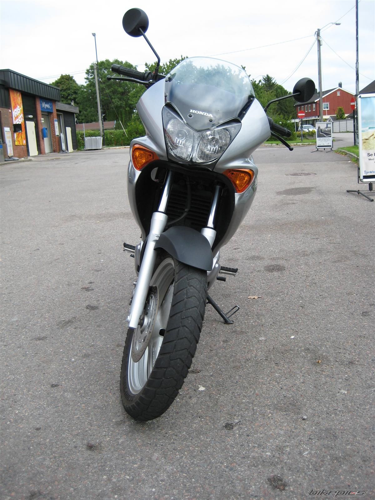 Photo 1535190