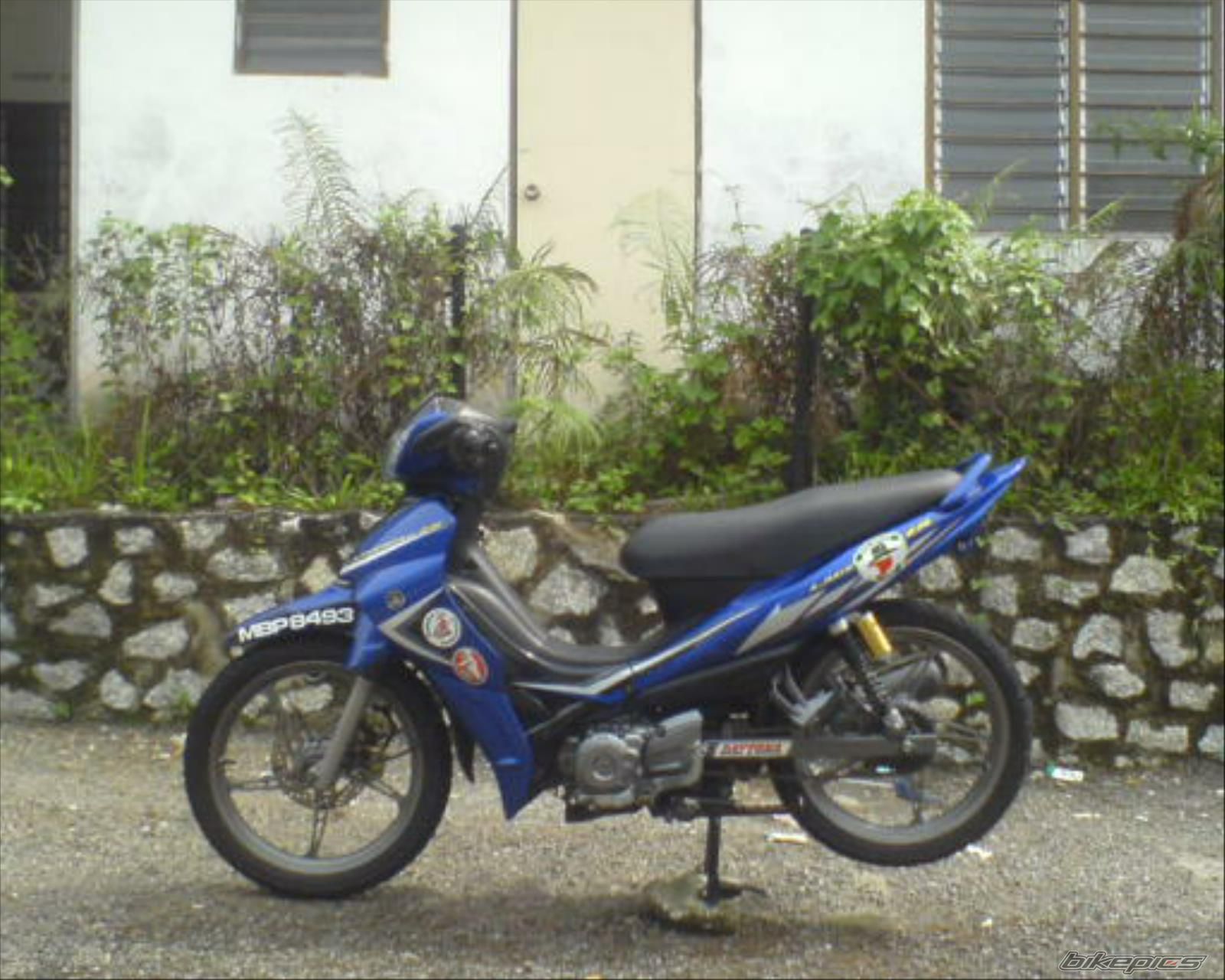 Photo 1535359