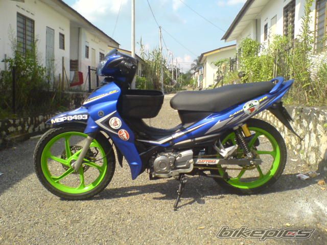 Photo 1535363