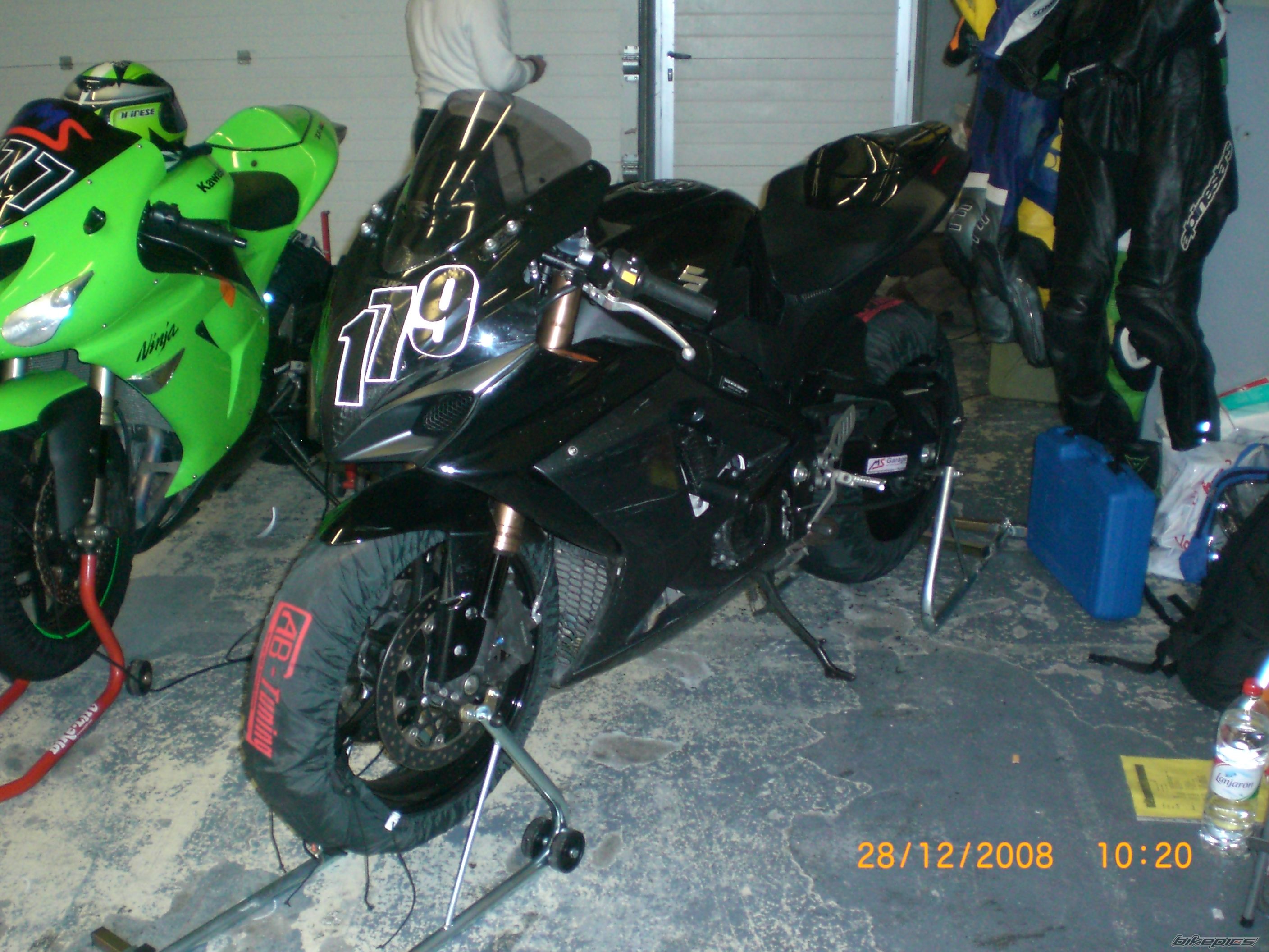 Photo 1535568