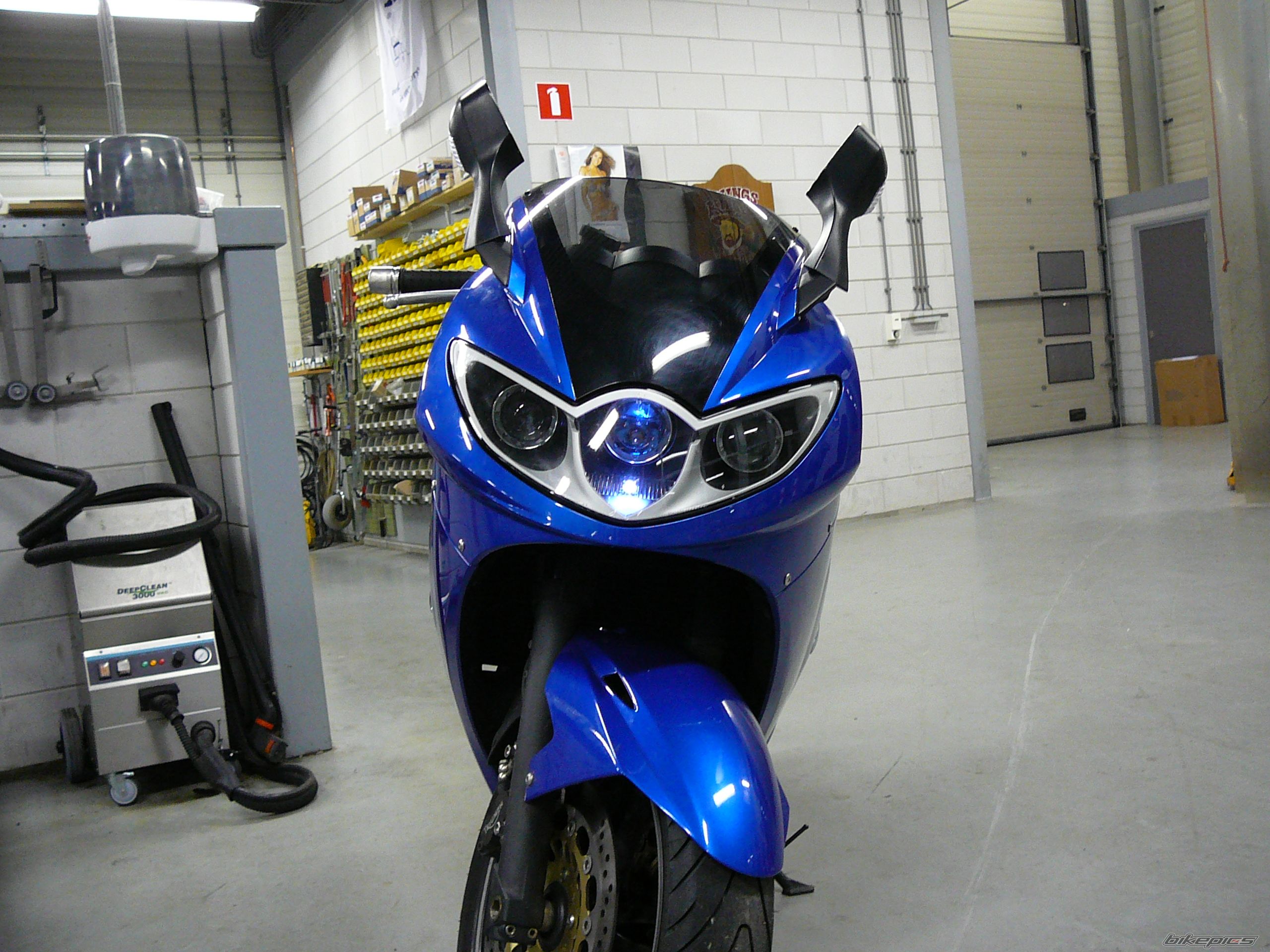 Photo 1535743
