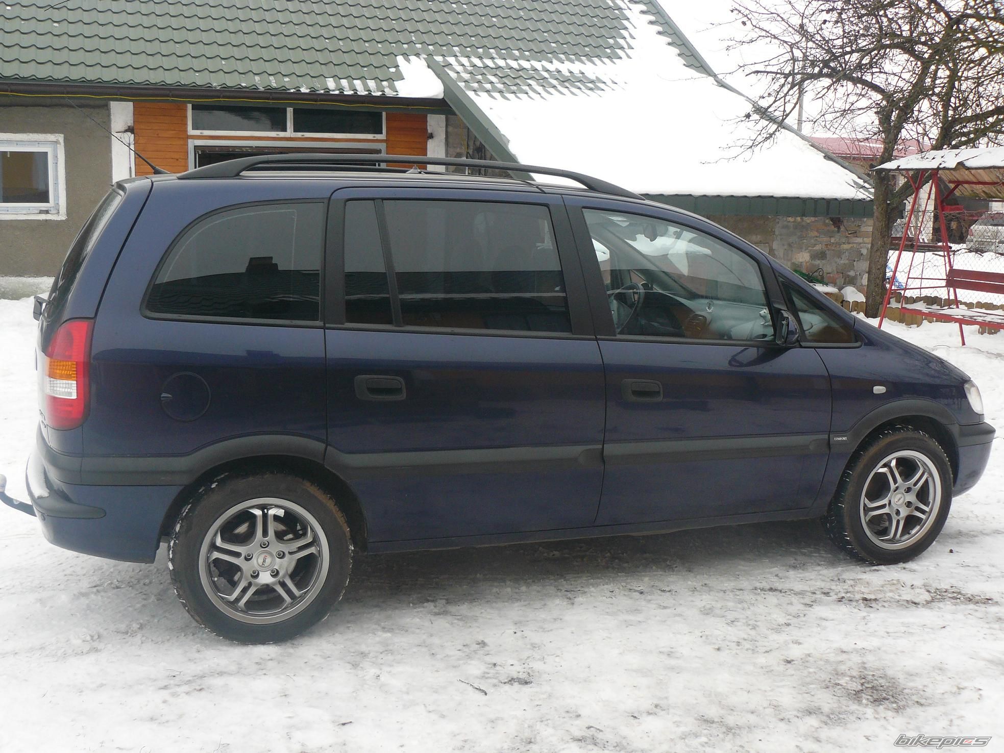 Photo 1535760