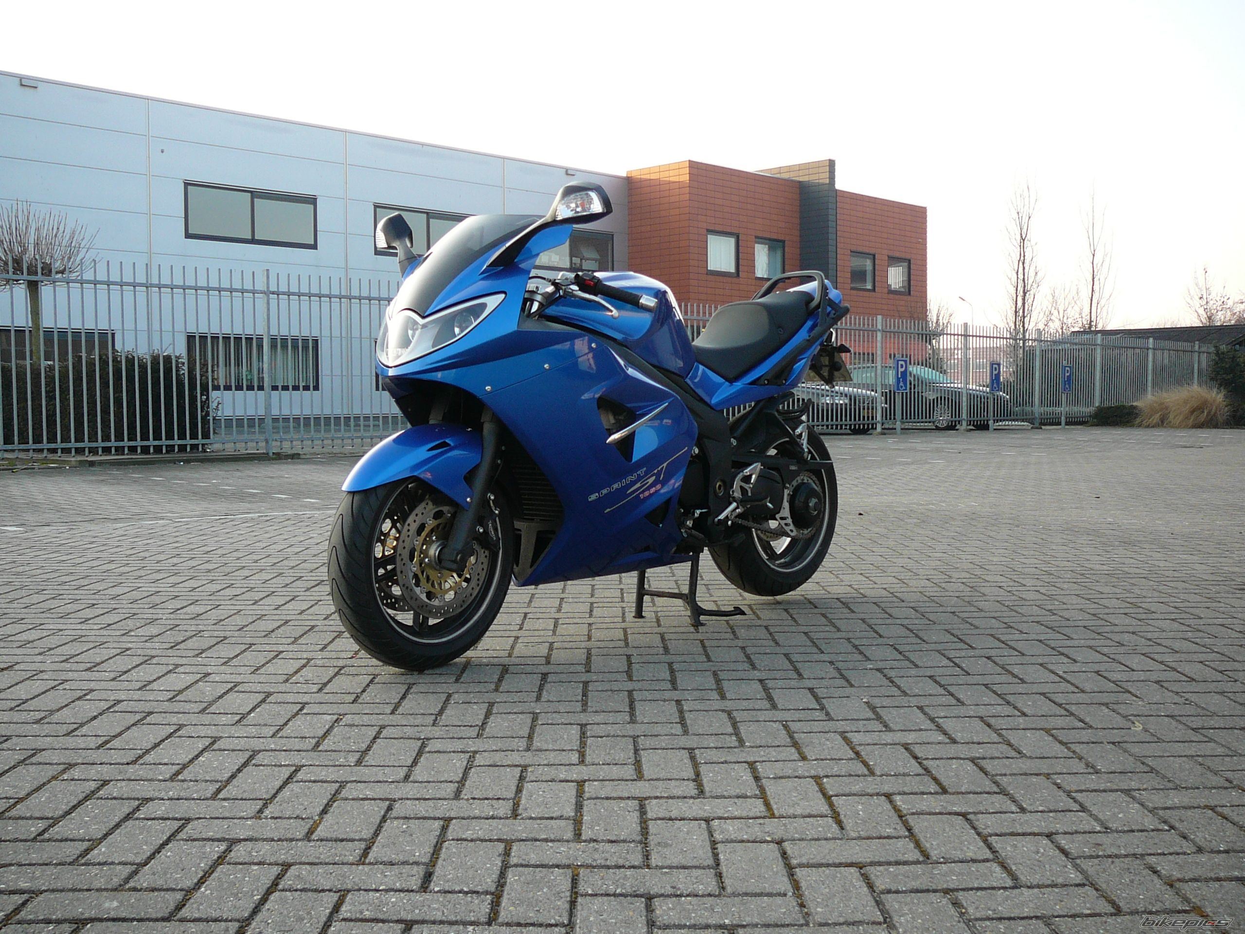 Photo 1535761