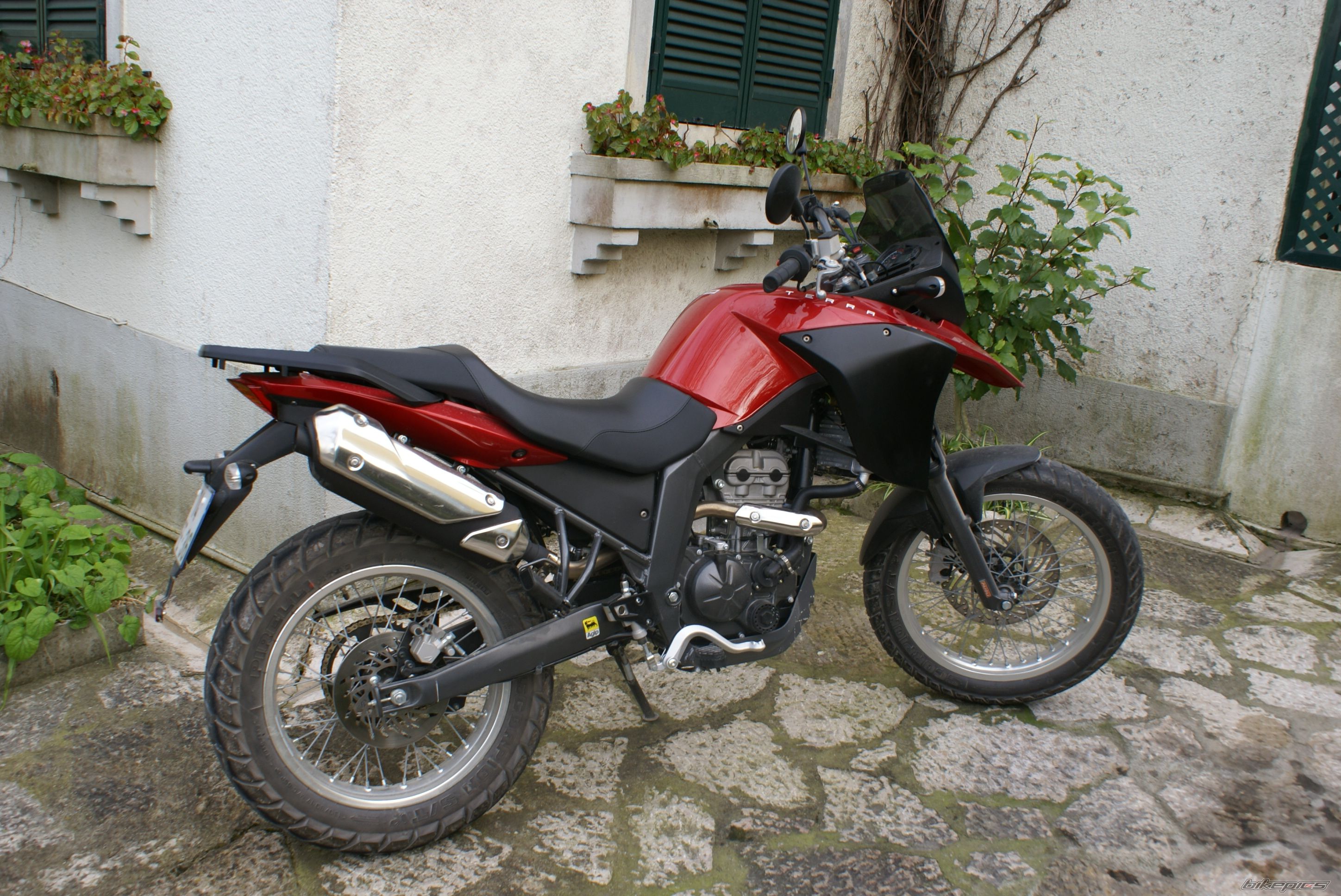 Photo 1535788