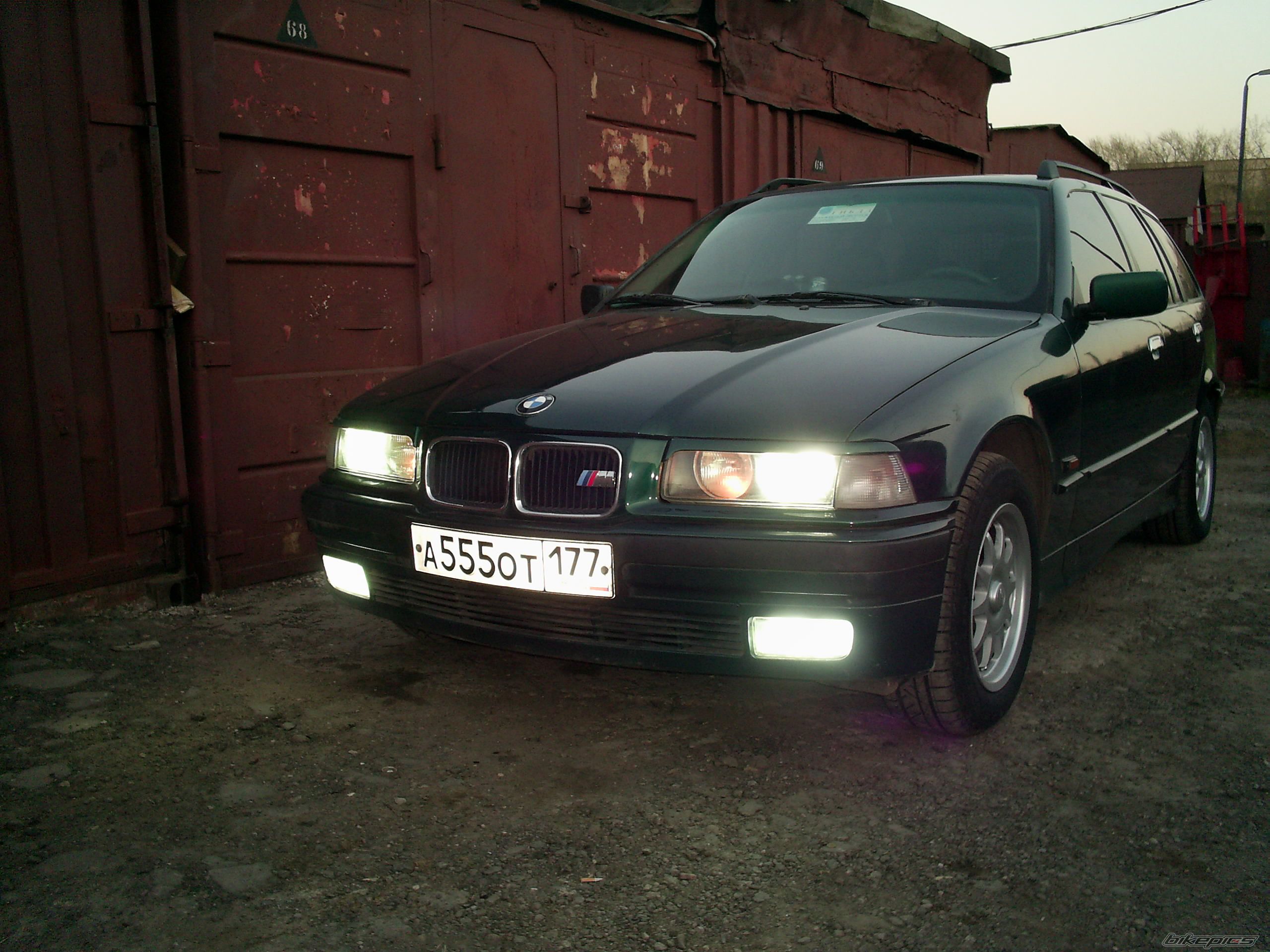 Photo 1535882