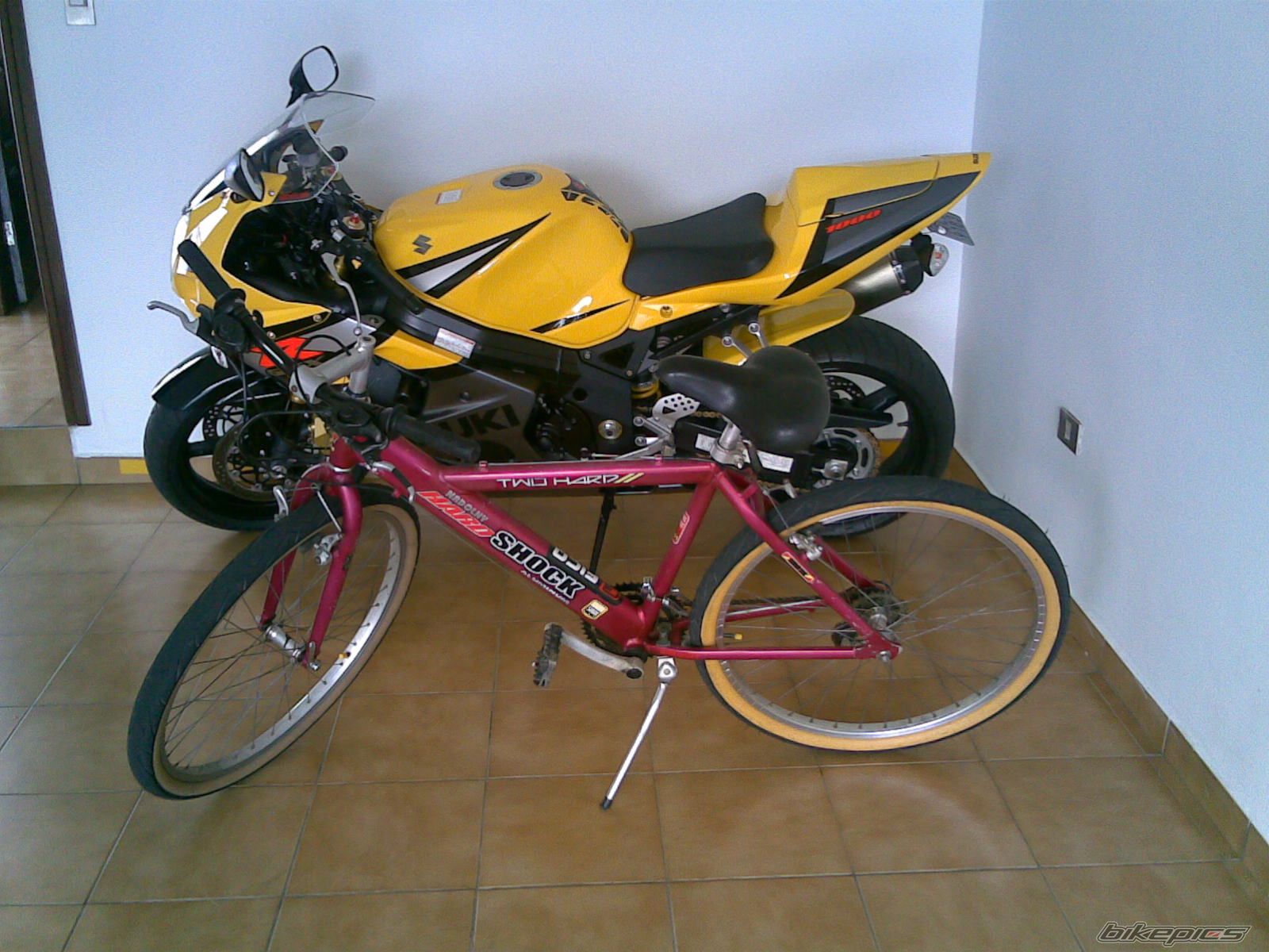 Photo 1535908