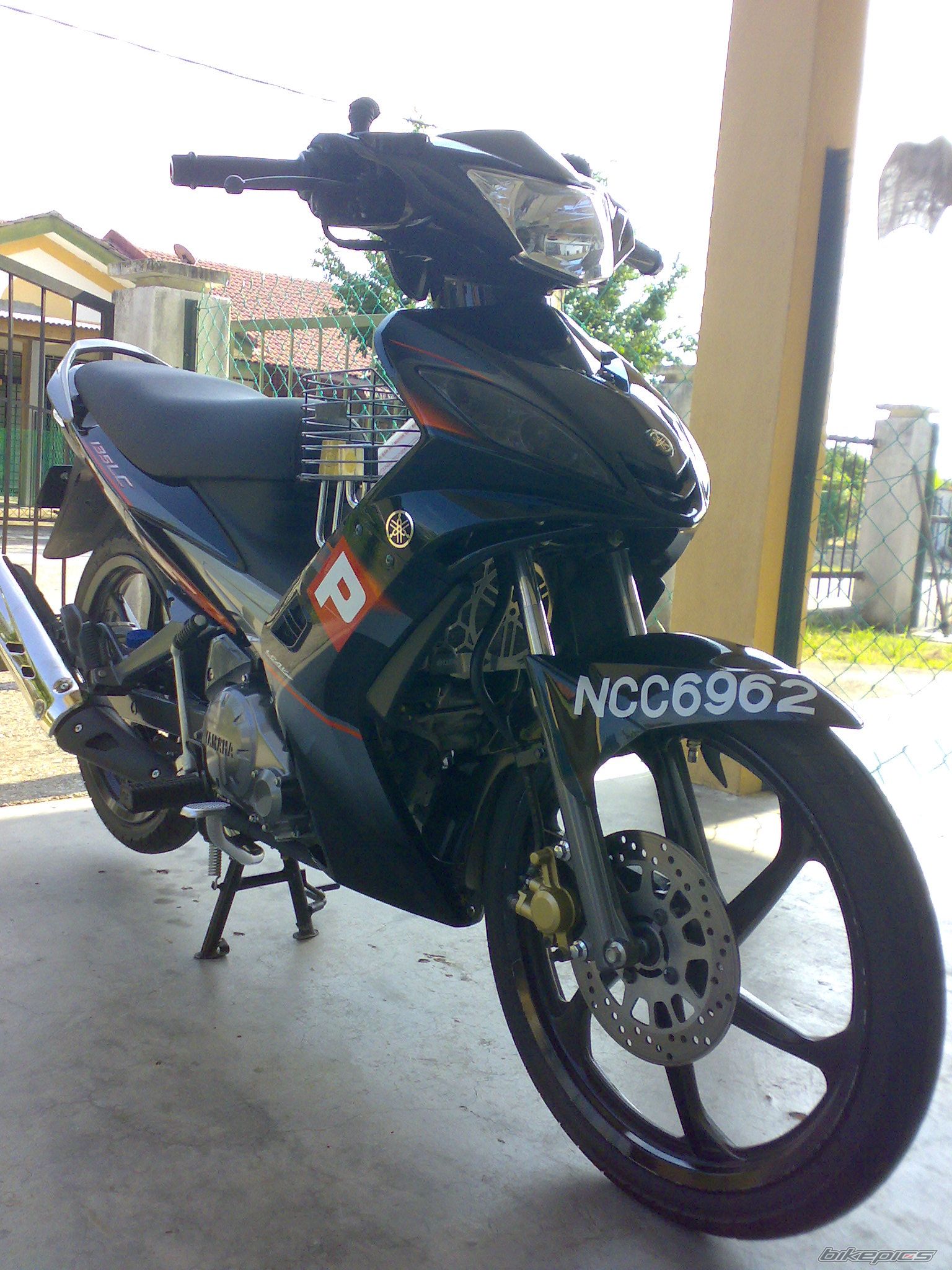 Photo 1535985