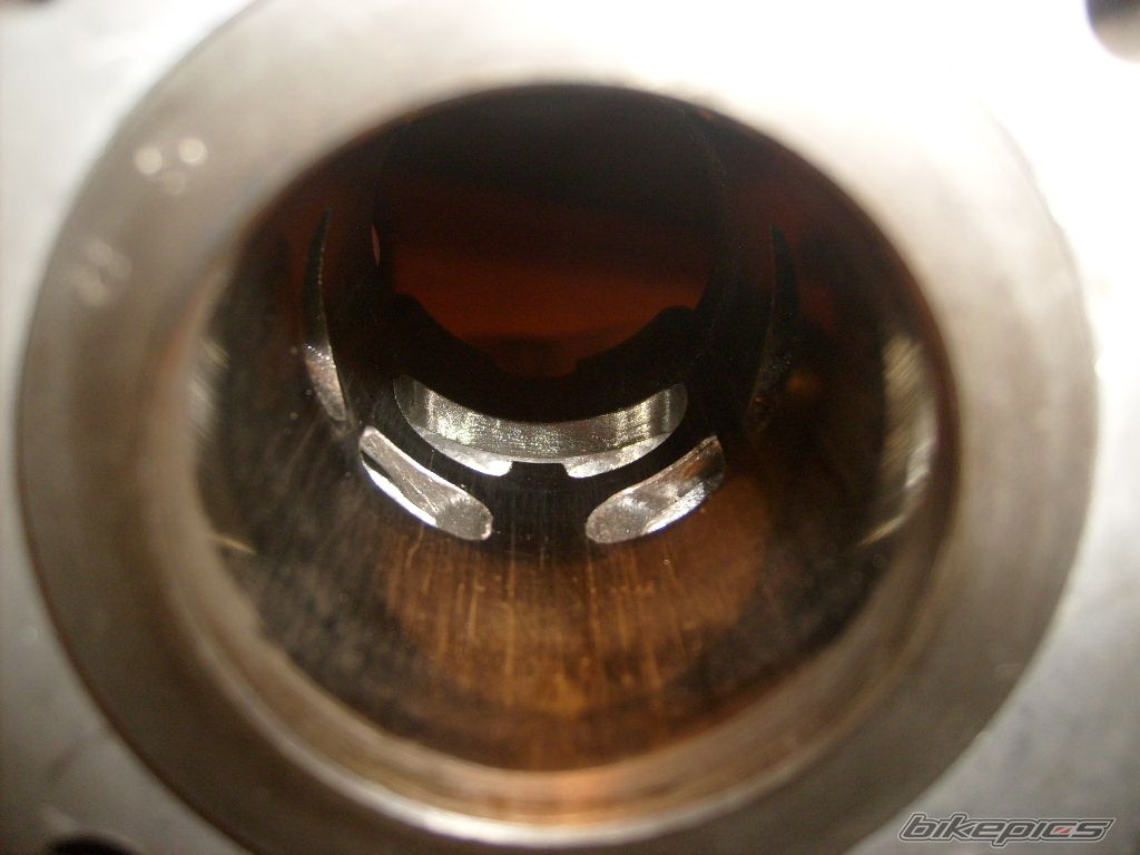 Photo 1536025