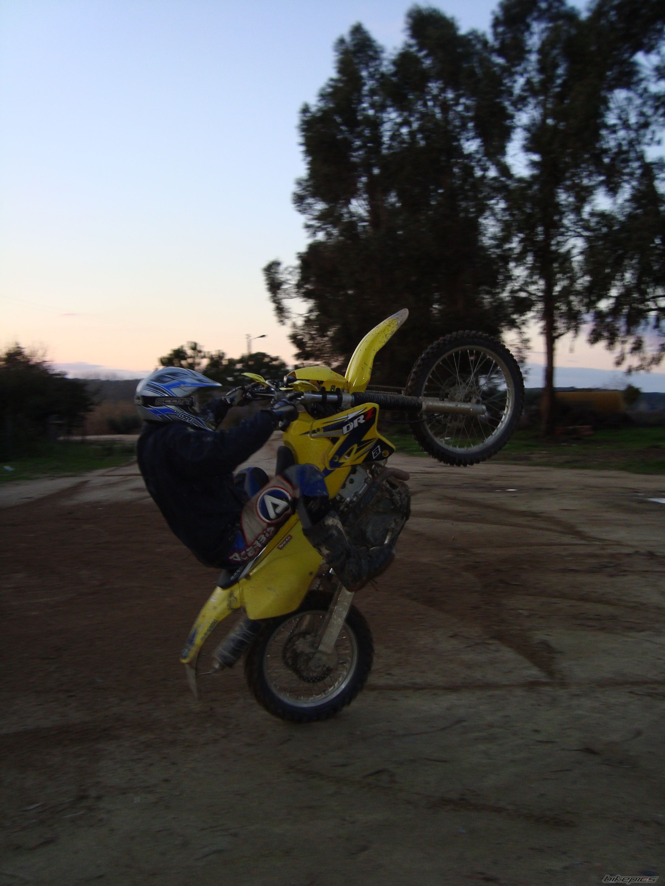 Photo 1536048