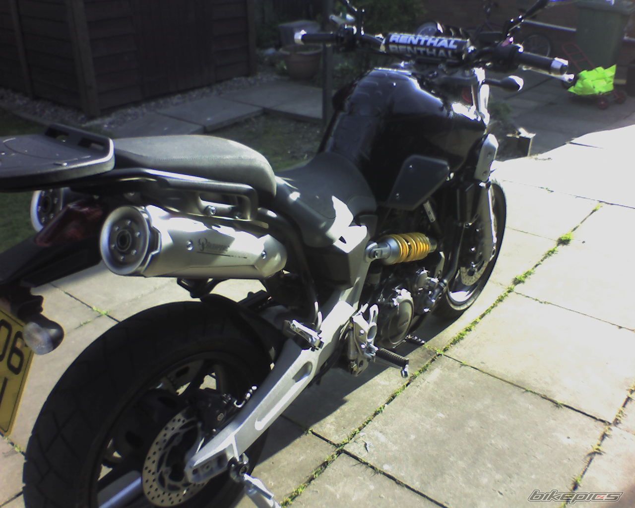 Photo 1536251