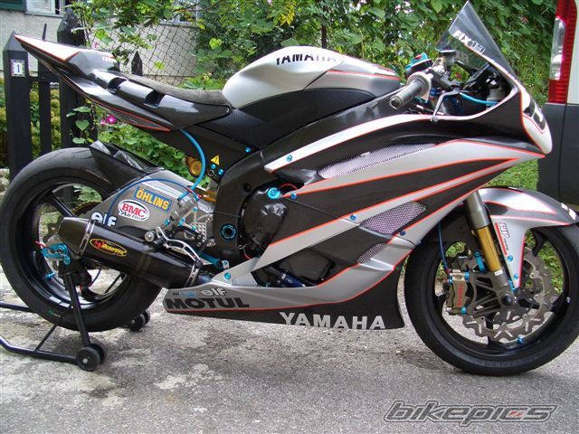 Photo 1536304