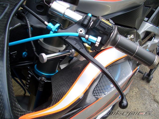 Photo 1536324