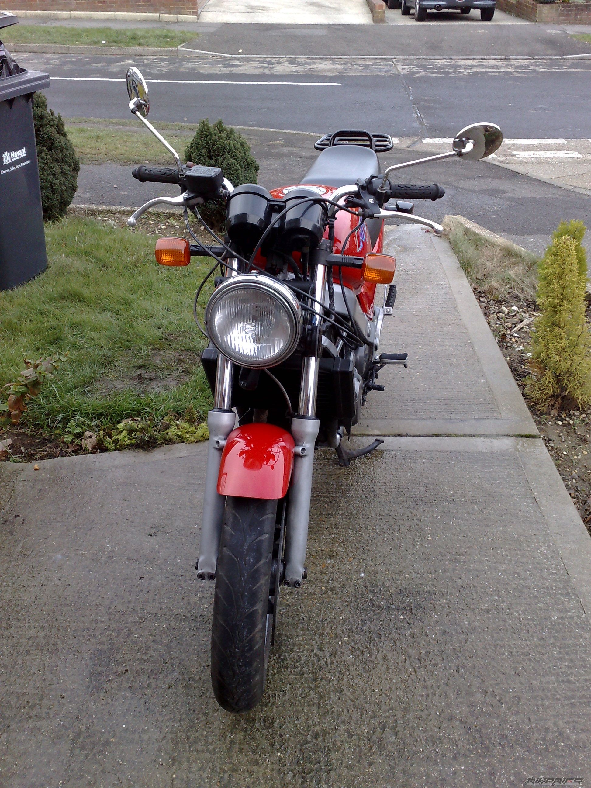 Photo 1536695