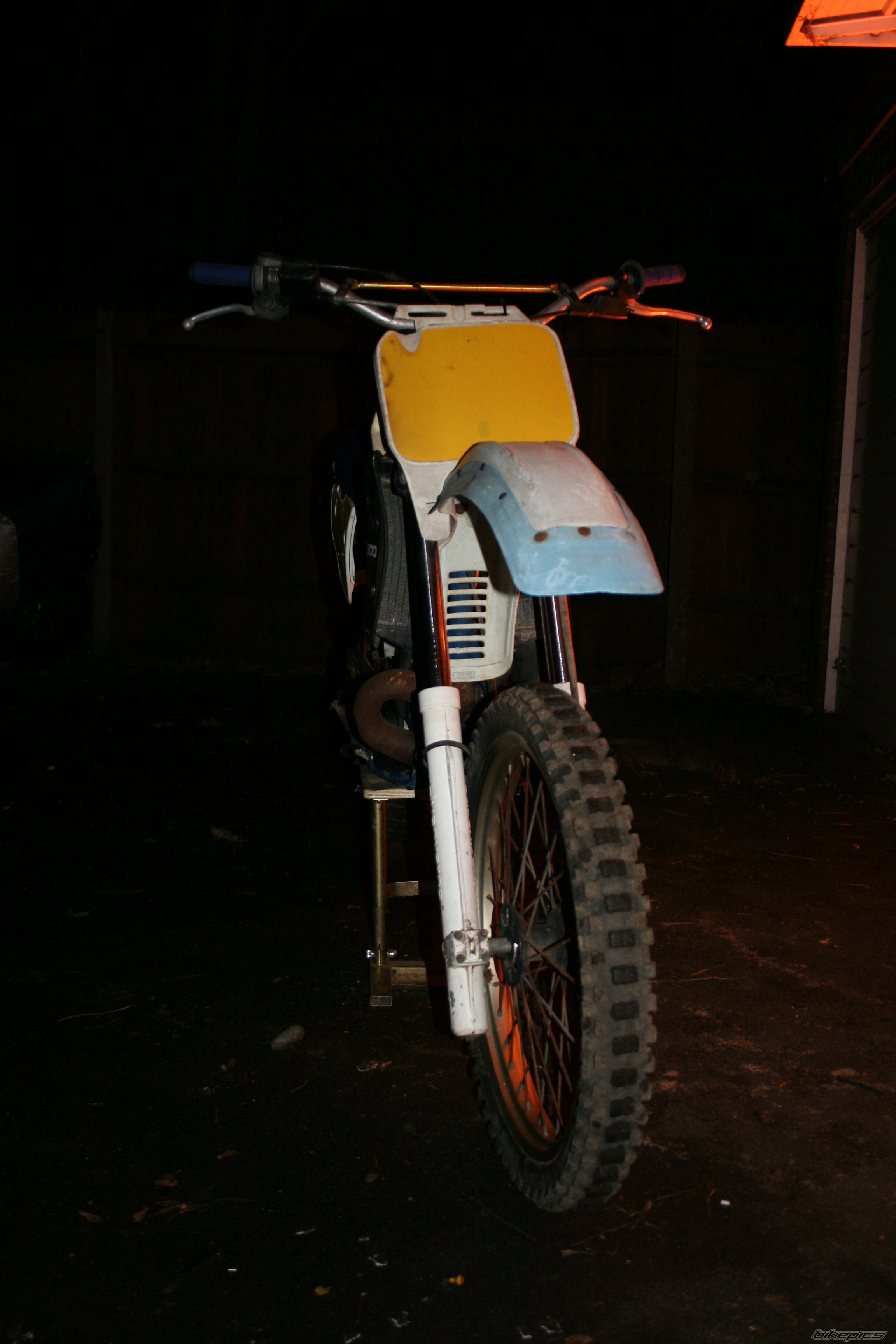 Photo 1536852