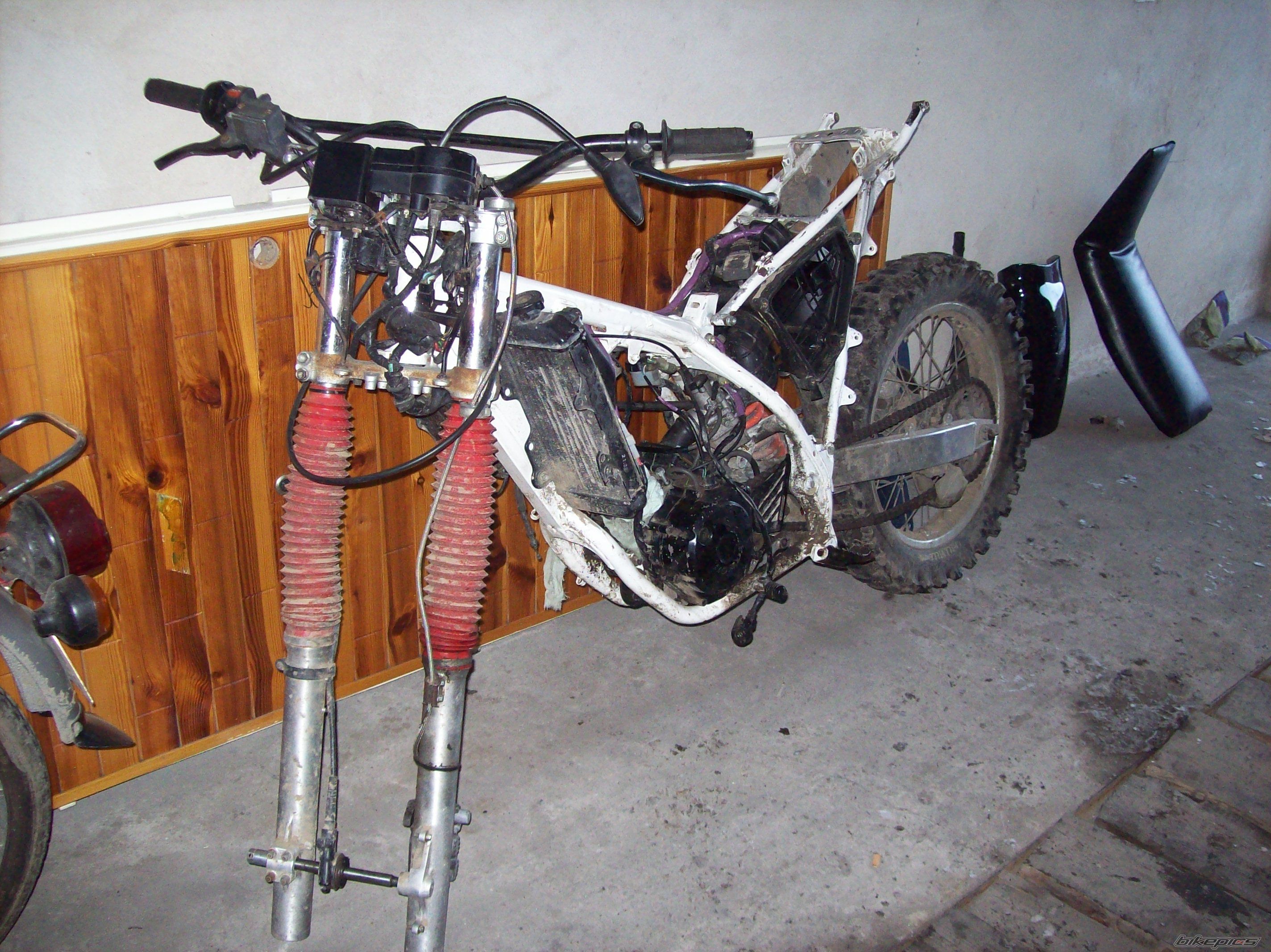Photo 1536915
