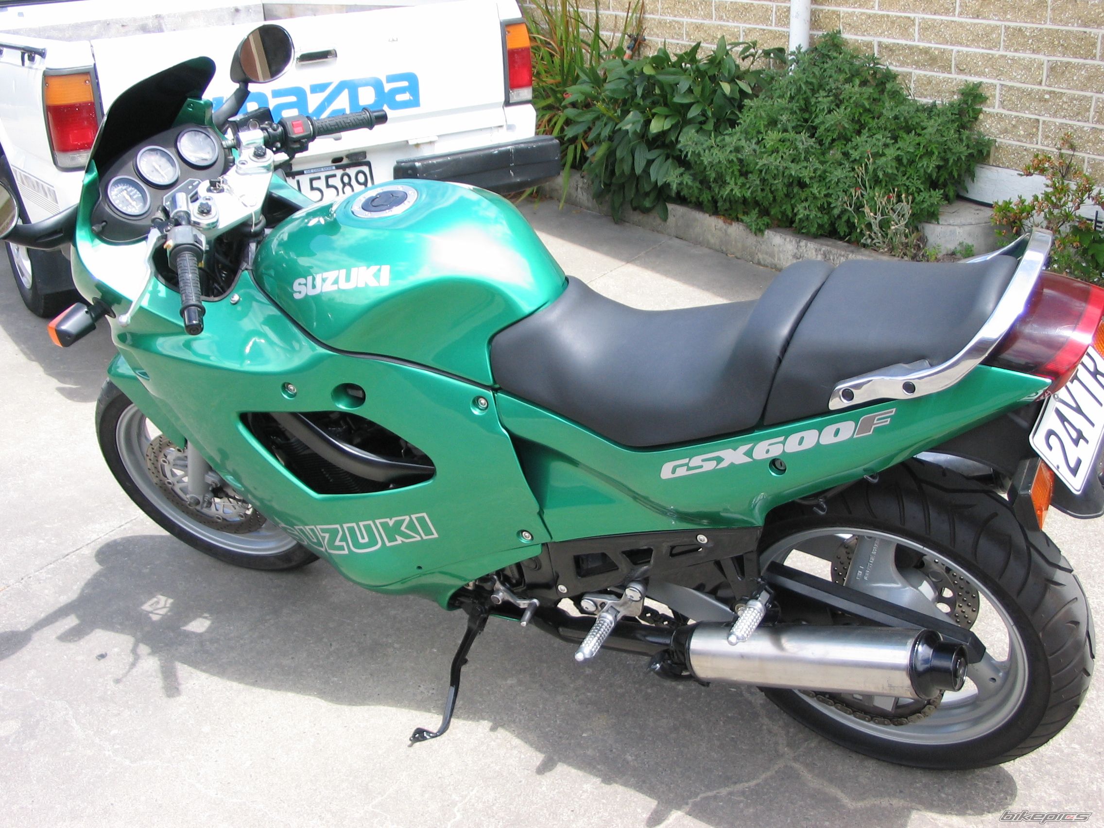 Photo 1537236