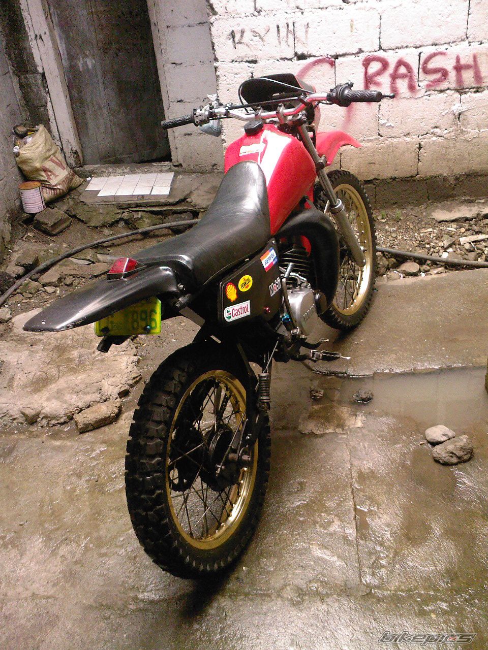 Photo 1537273