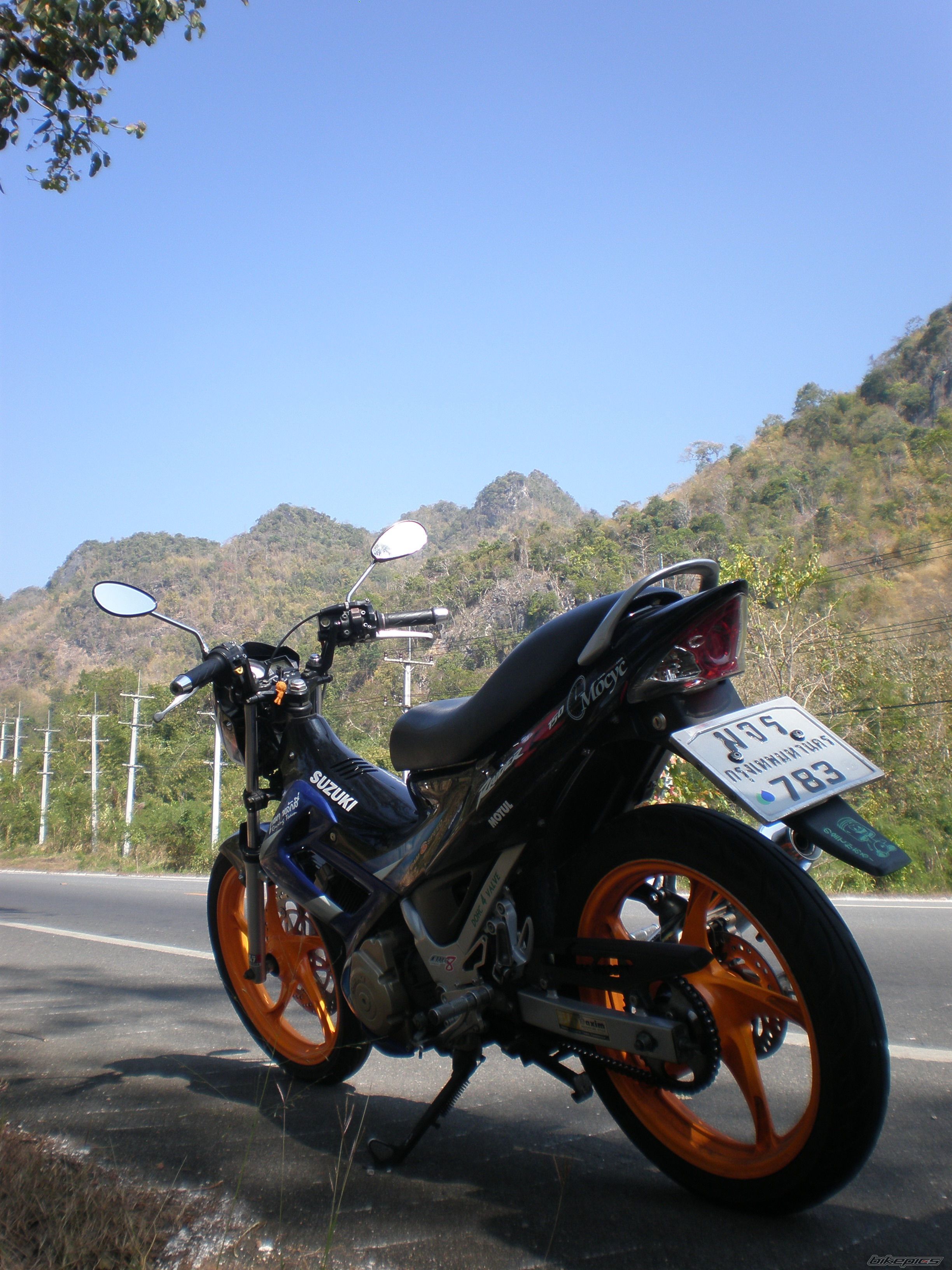 Photo 1537375