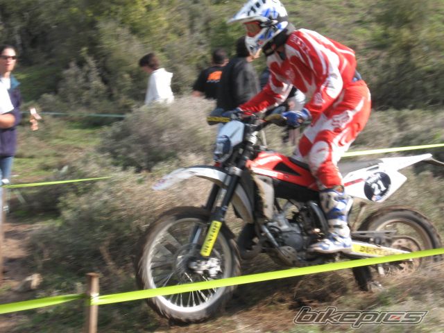 Photo 1537612