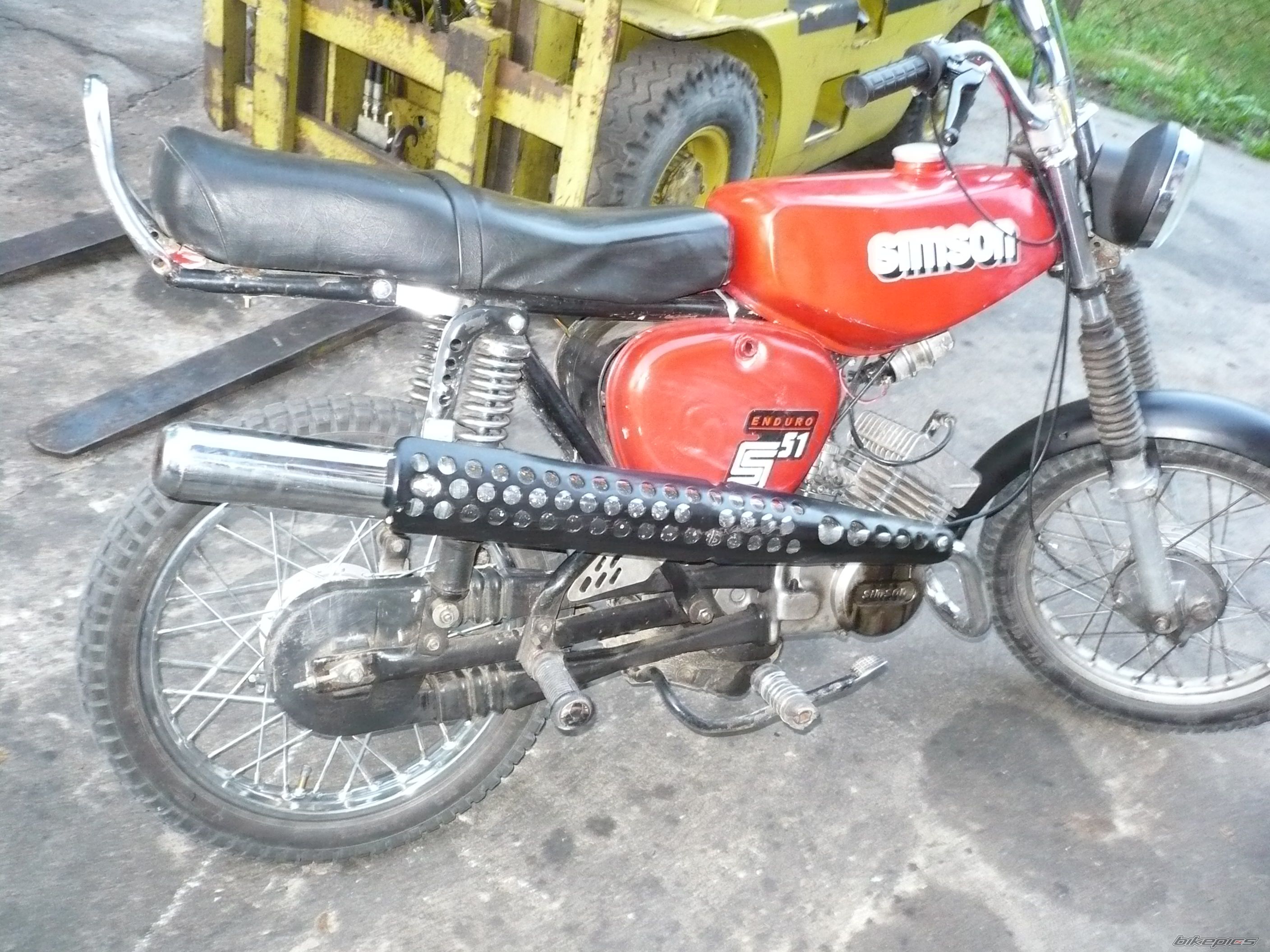 Photo 1537686