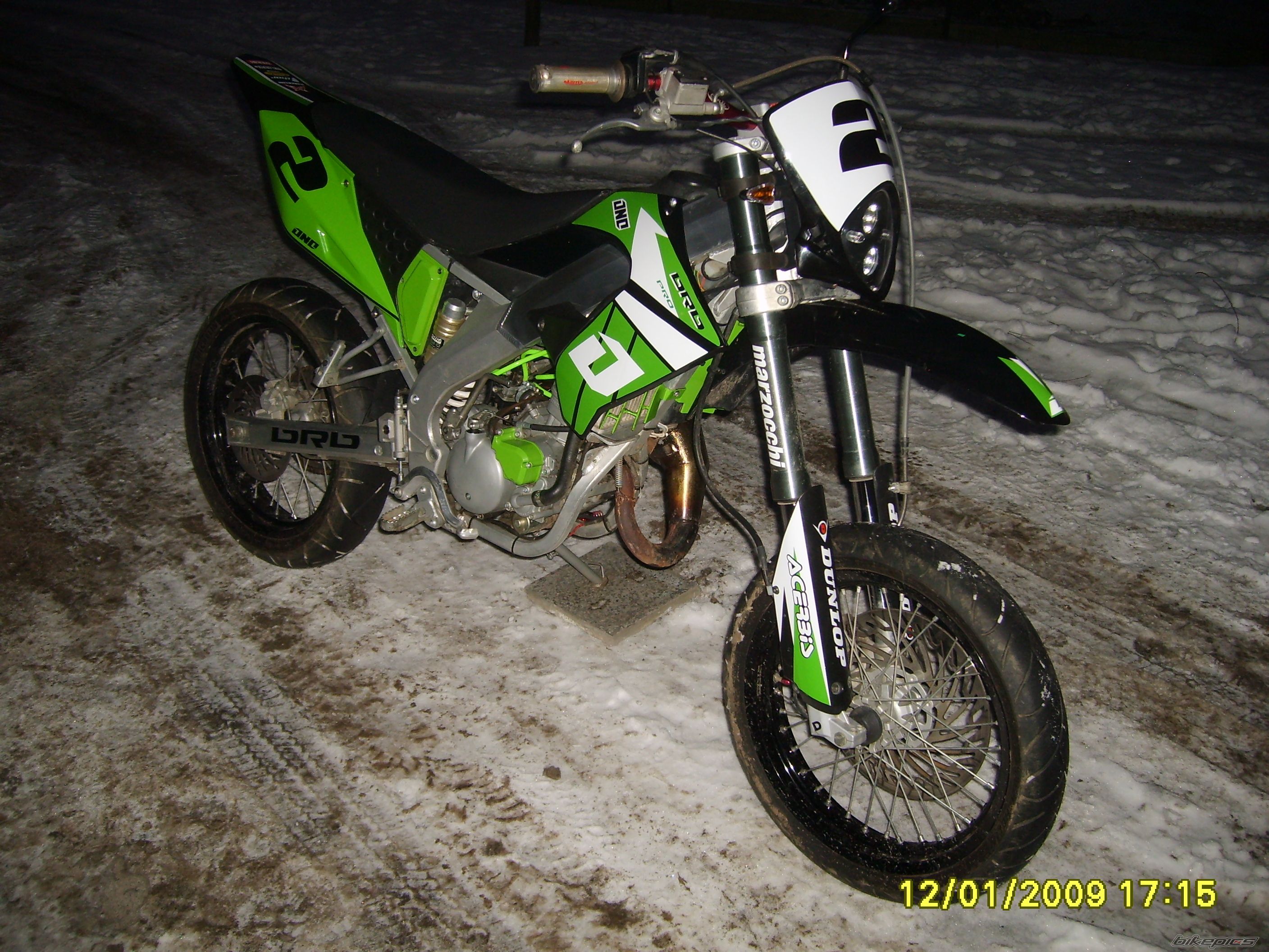 Photo 1537697