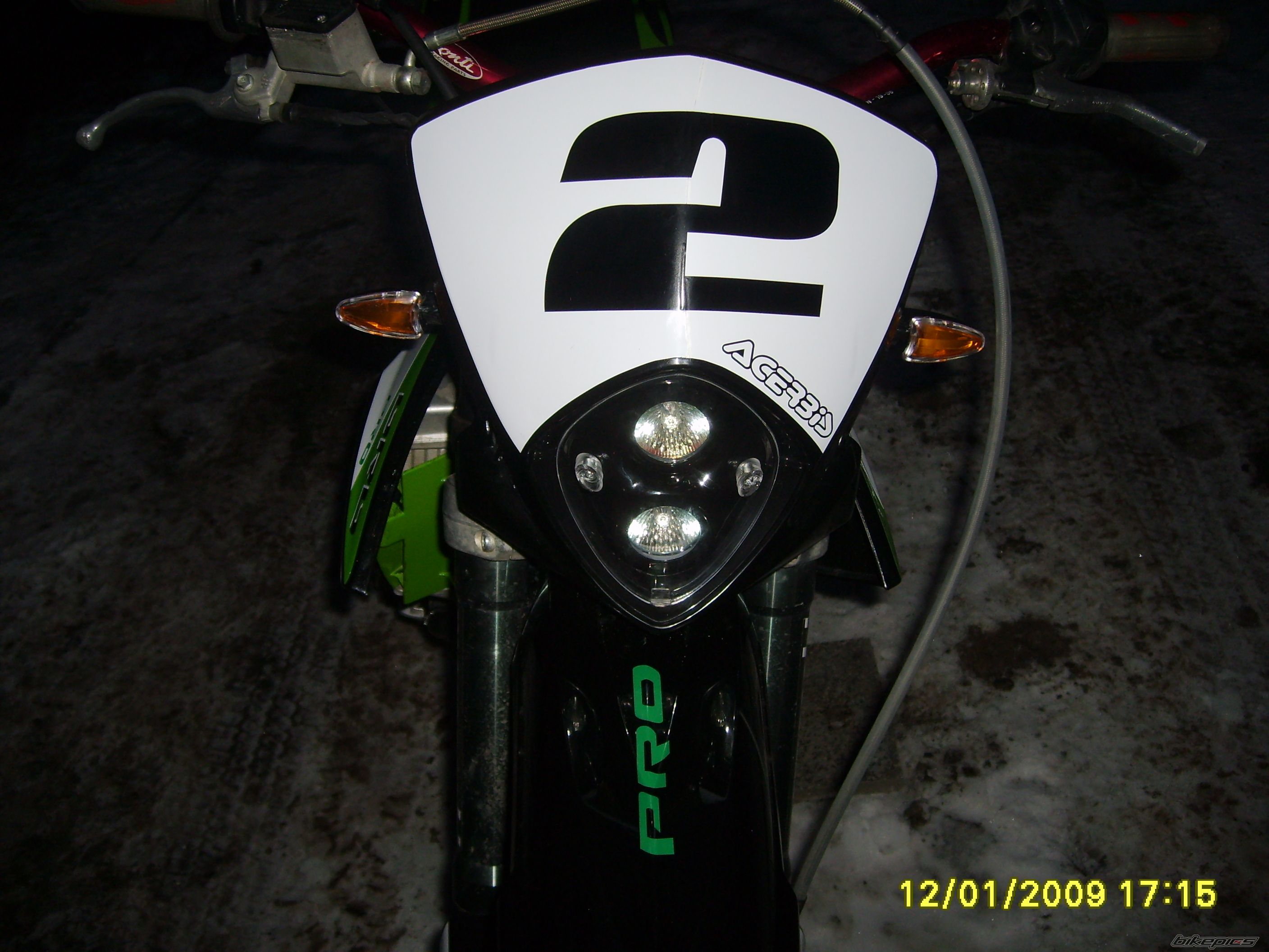 Photo 1537711