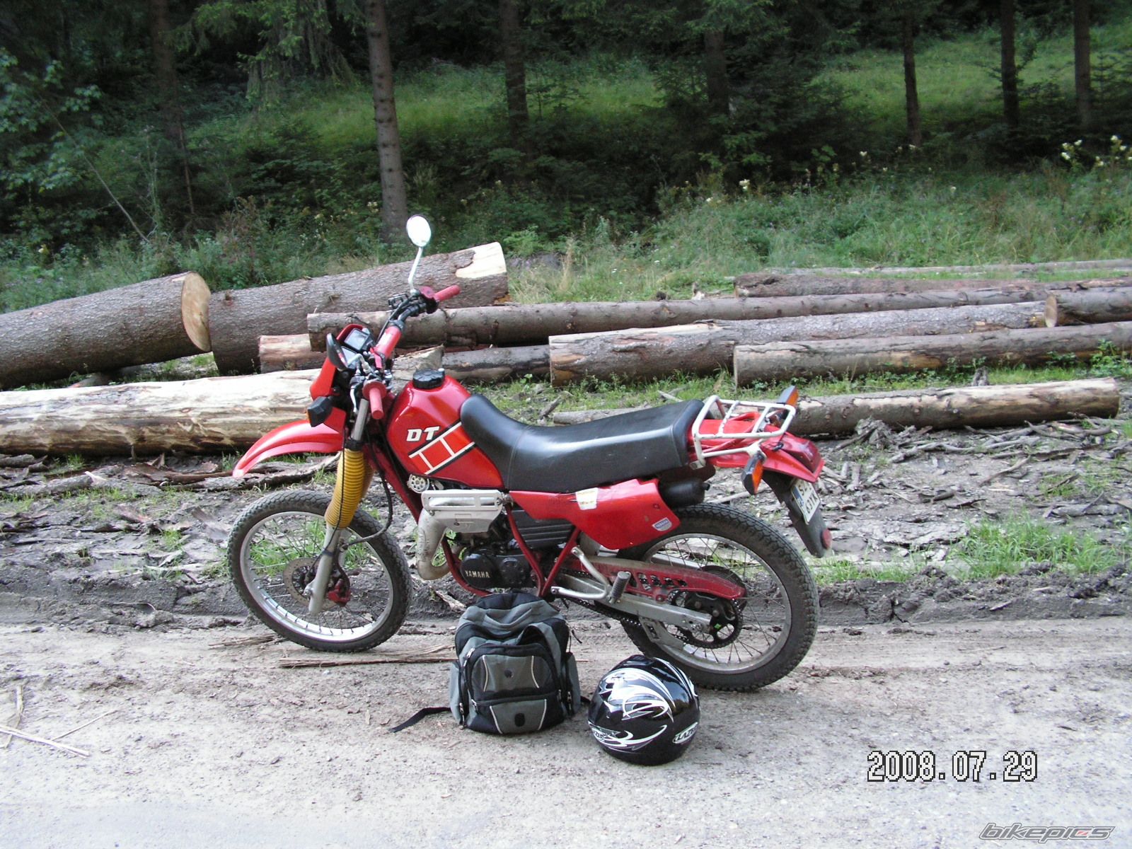 Photo 1537750