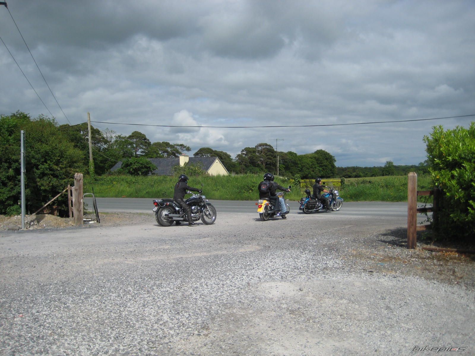 Photo 1537751
