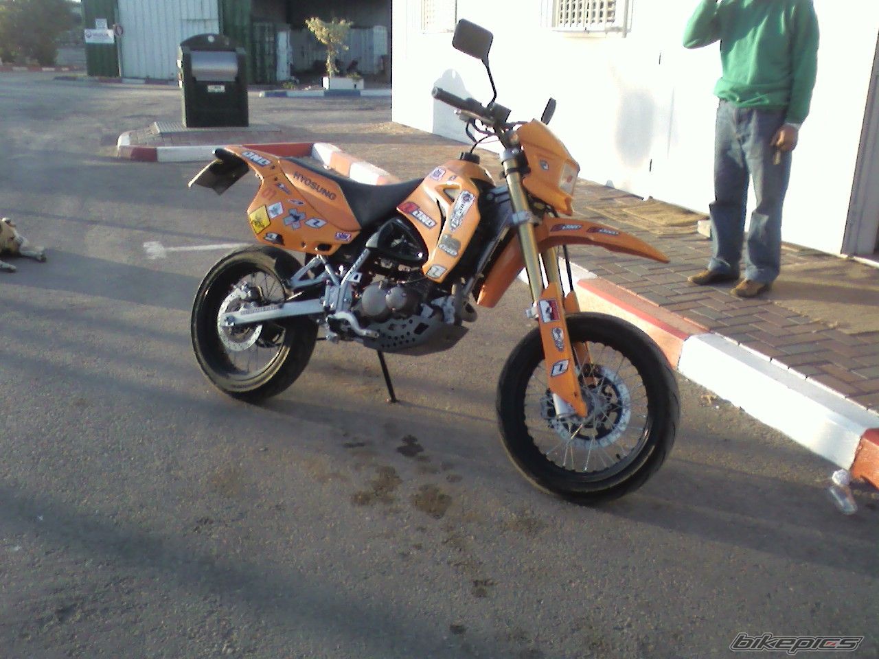 Photo 1539987