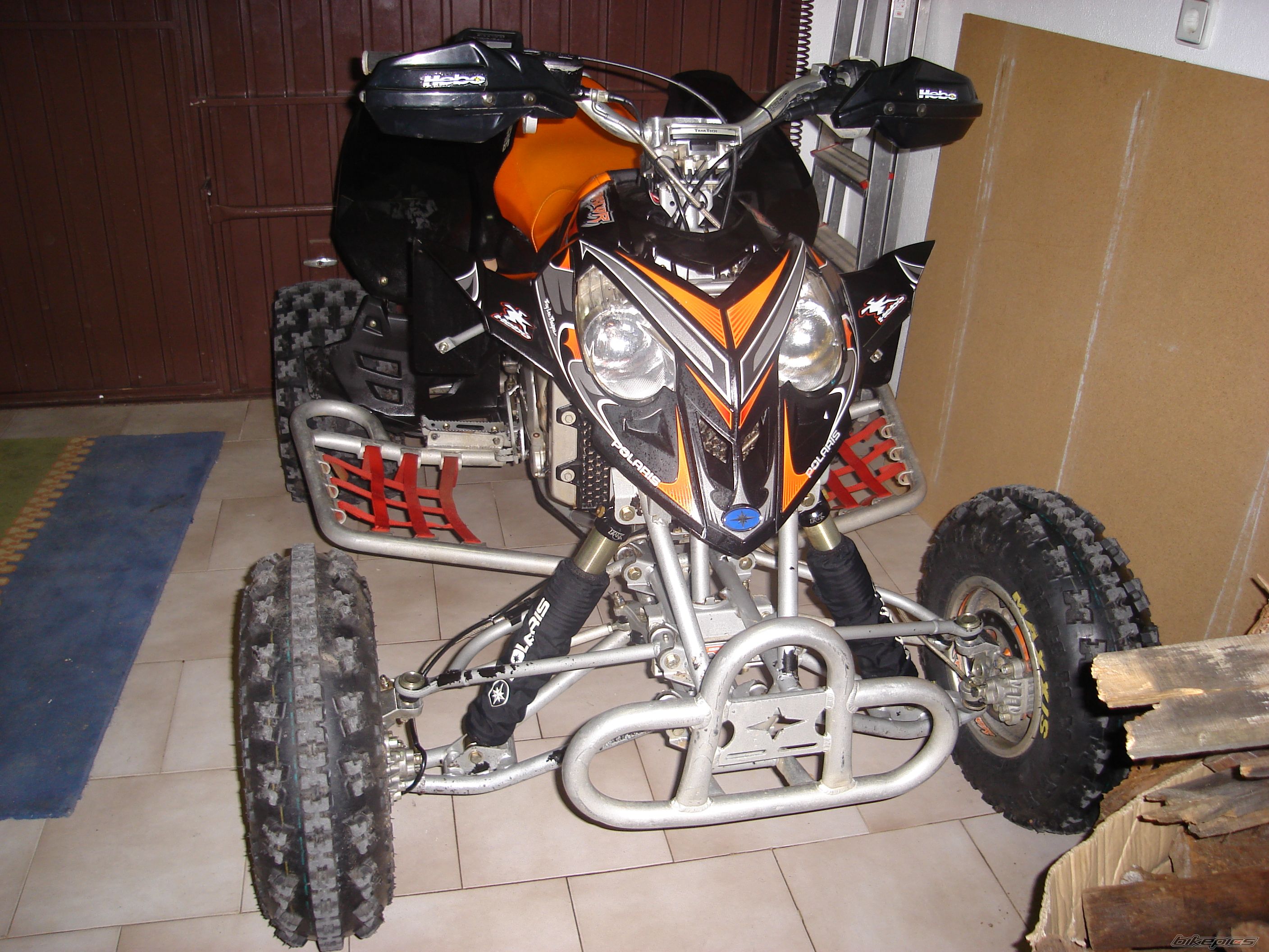 Photo 1540086