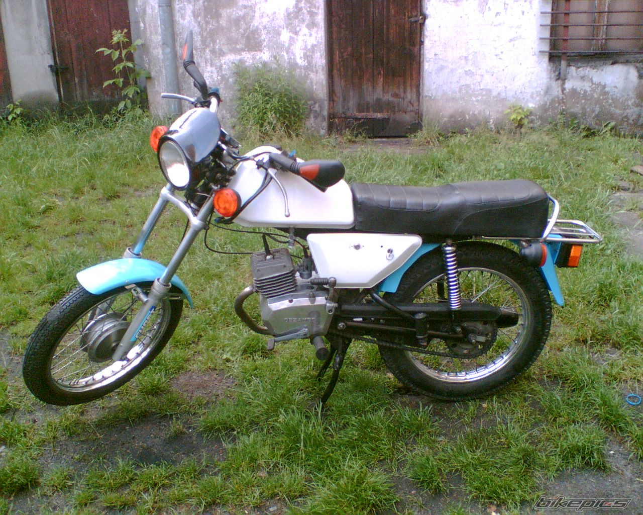 Photo 1540285