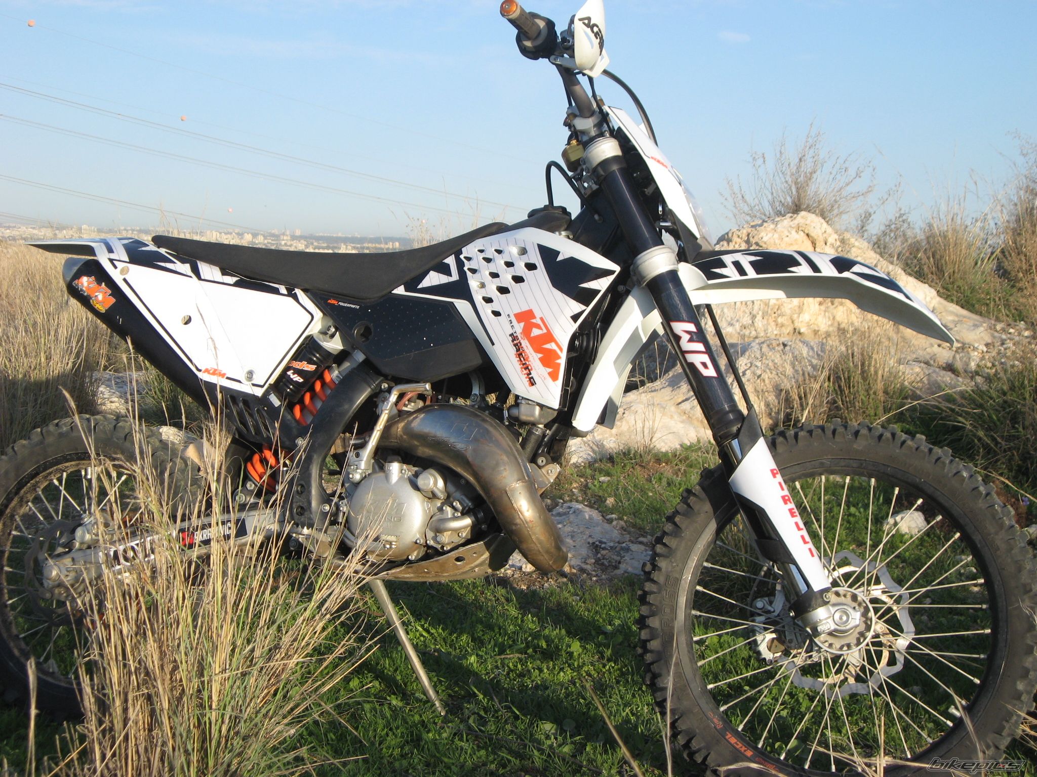 Photo 1540414
