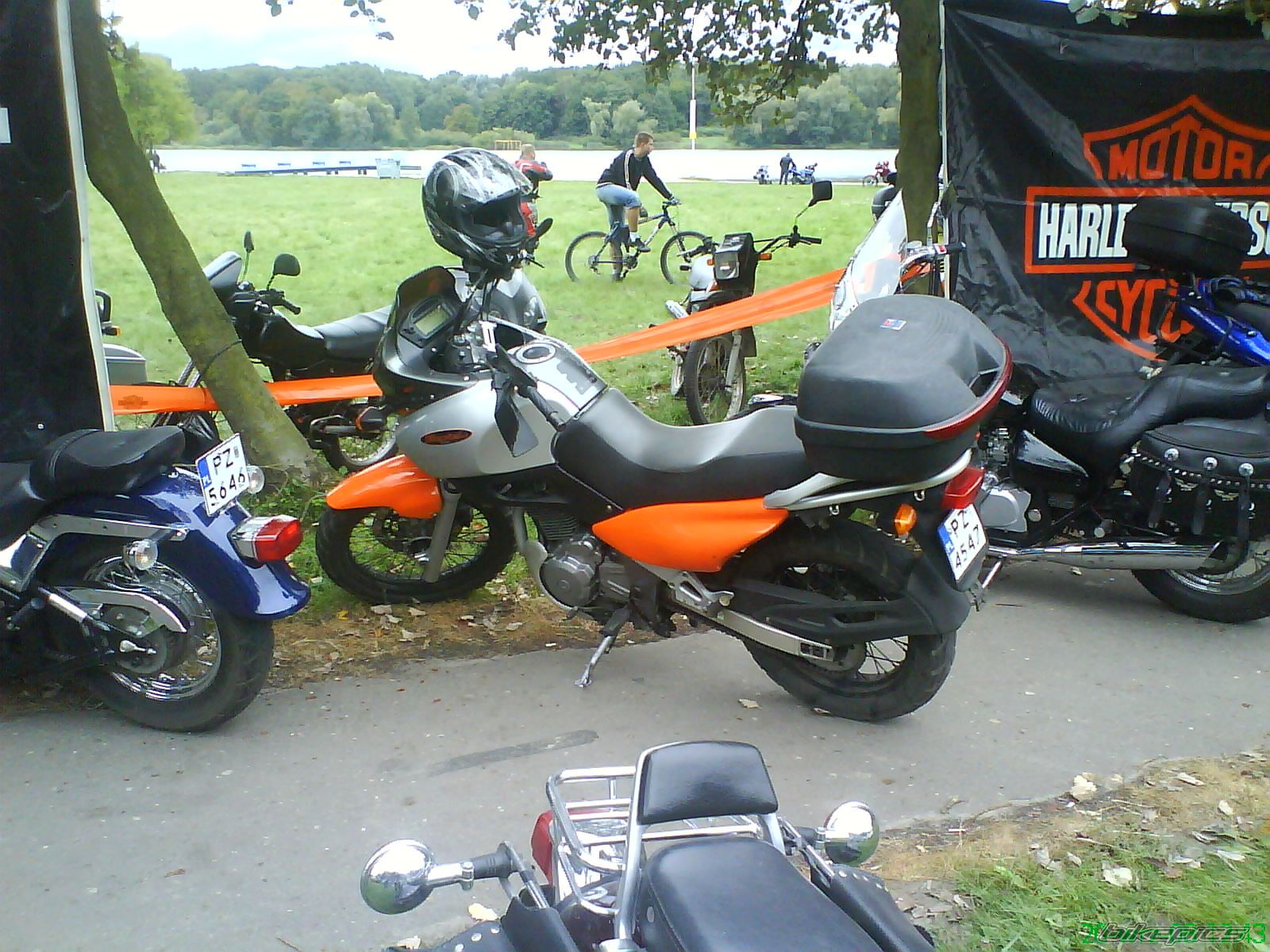 Photo 1540563