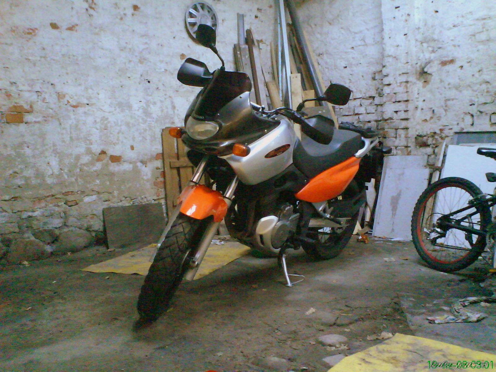 Photo 1540566