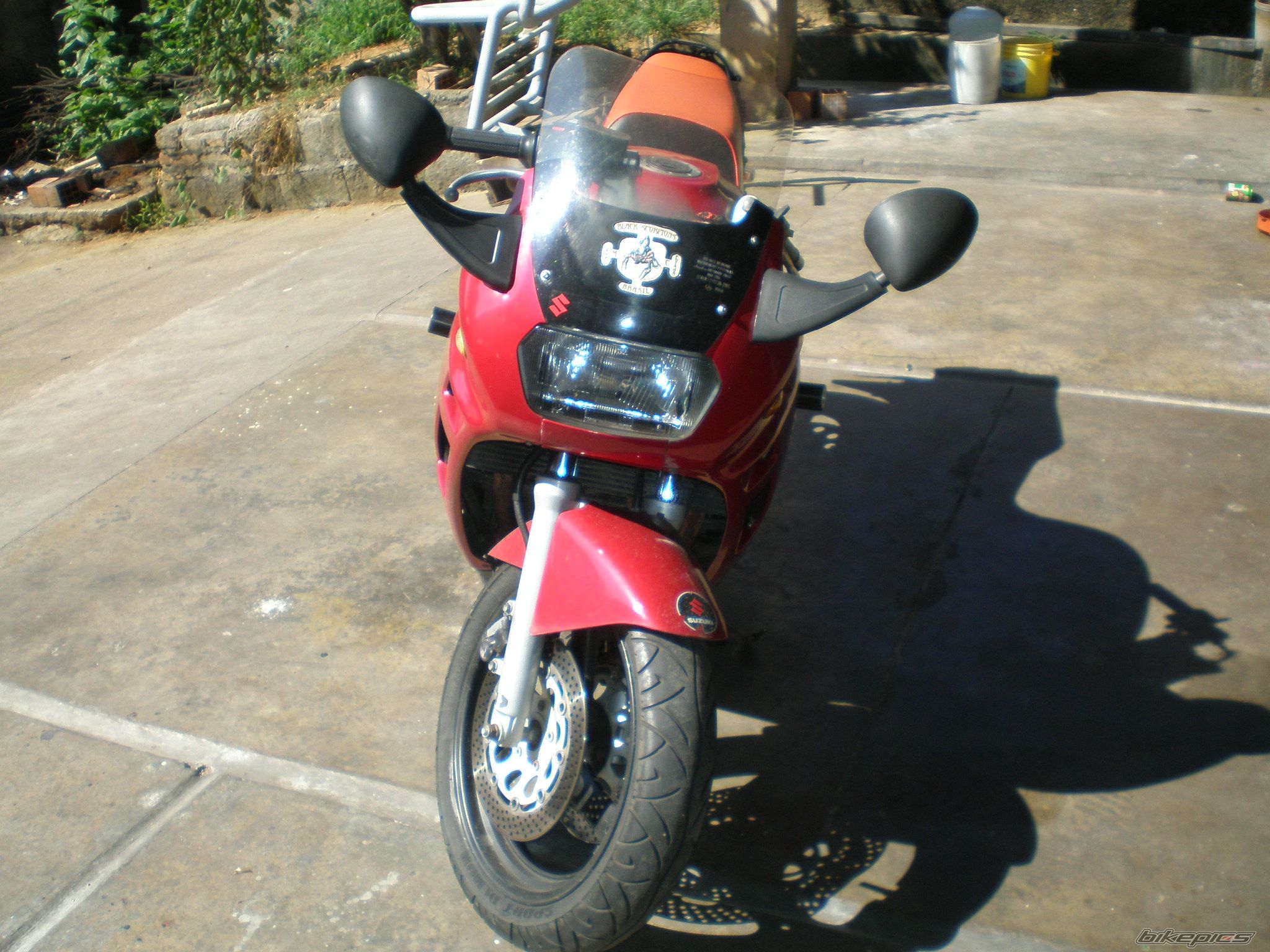 Photo 1540993