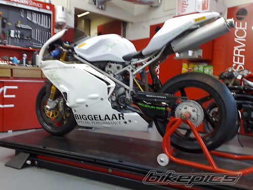 Photo 1541209