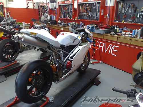 Photo 1541215